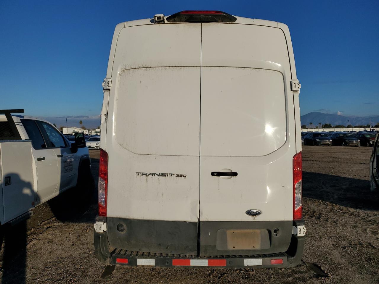2020 Ford Transit Delivery Van - Фото 6
