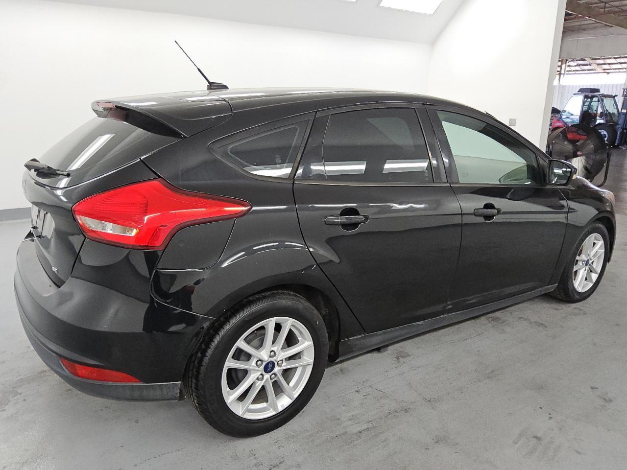 2017 Ford Focus Se - Фото 3