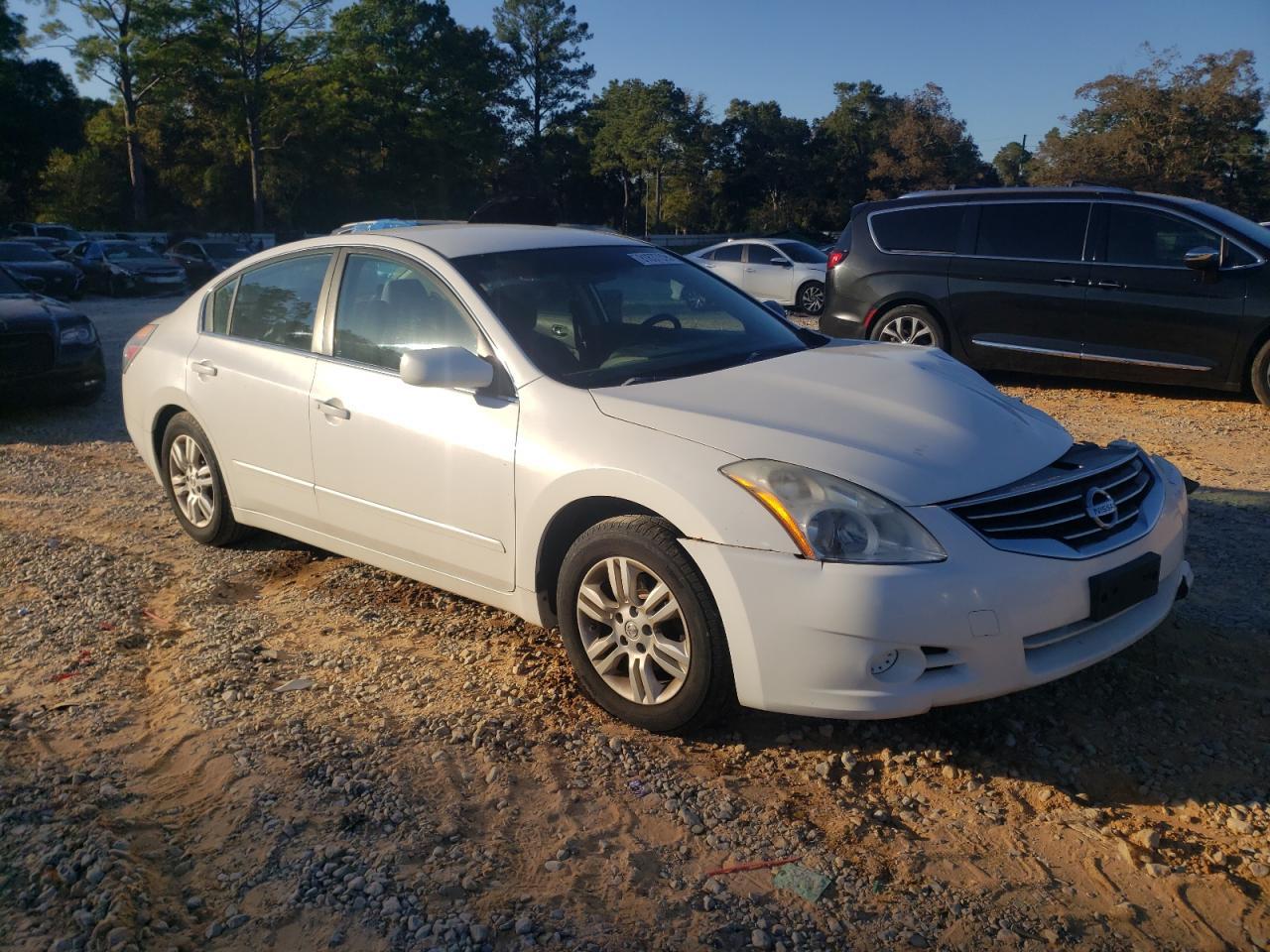 2011 Nissan Altima Base - Фото 4