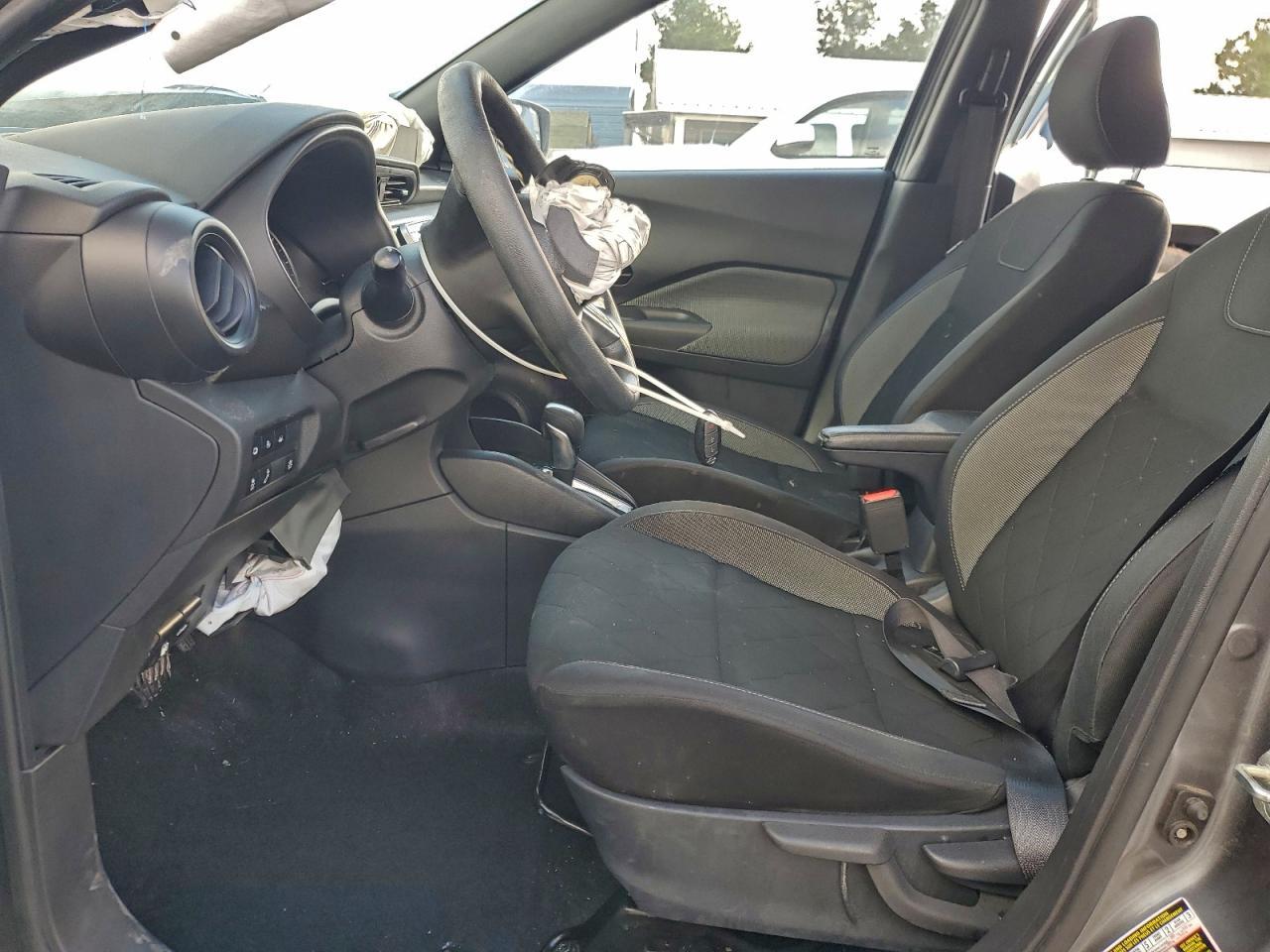 2020 Nissan Kicks S - Фото 7