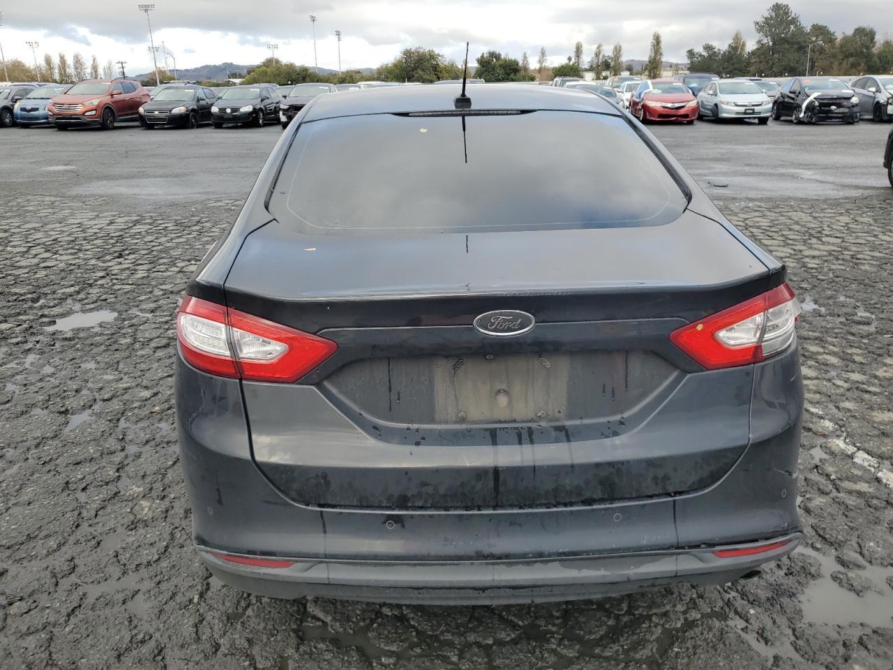 2013 Ford Fusion Se Hybrid - Image 6