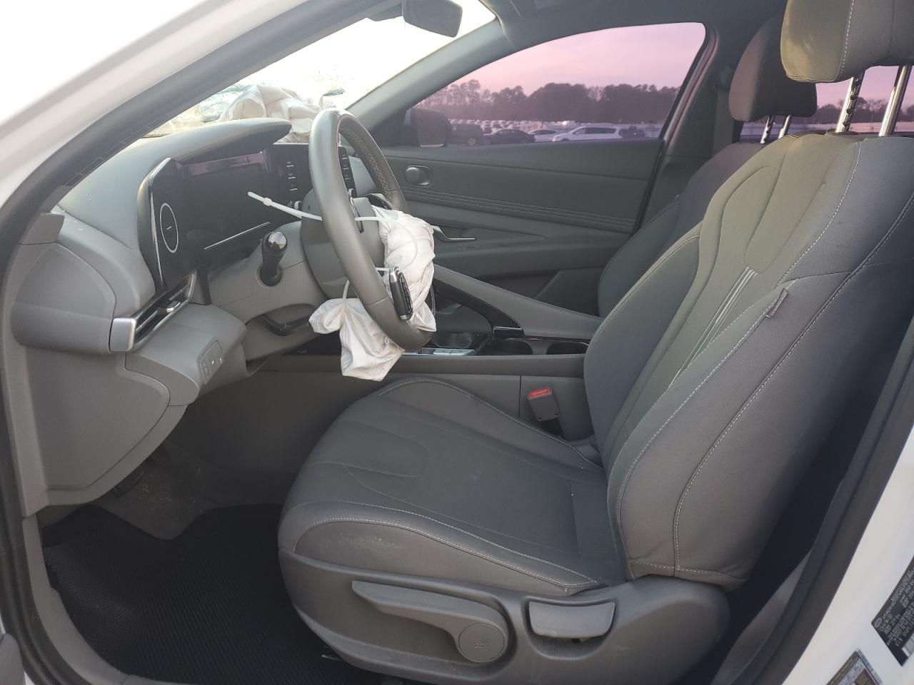 2021 Hyundai Elantra Sel - Фото 7