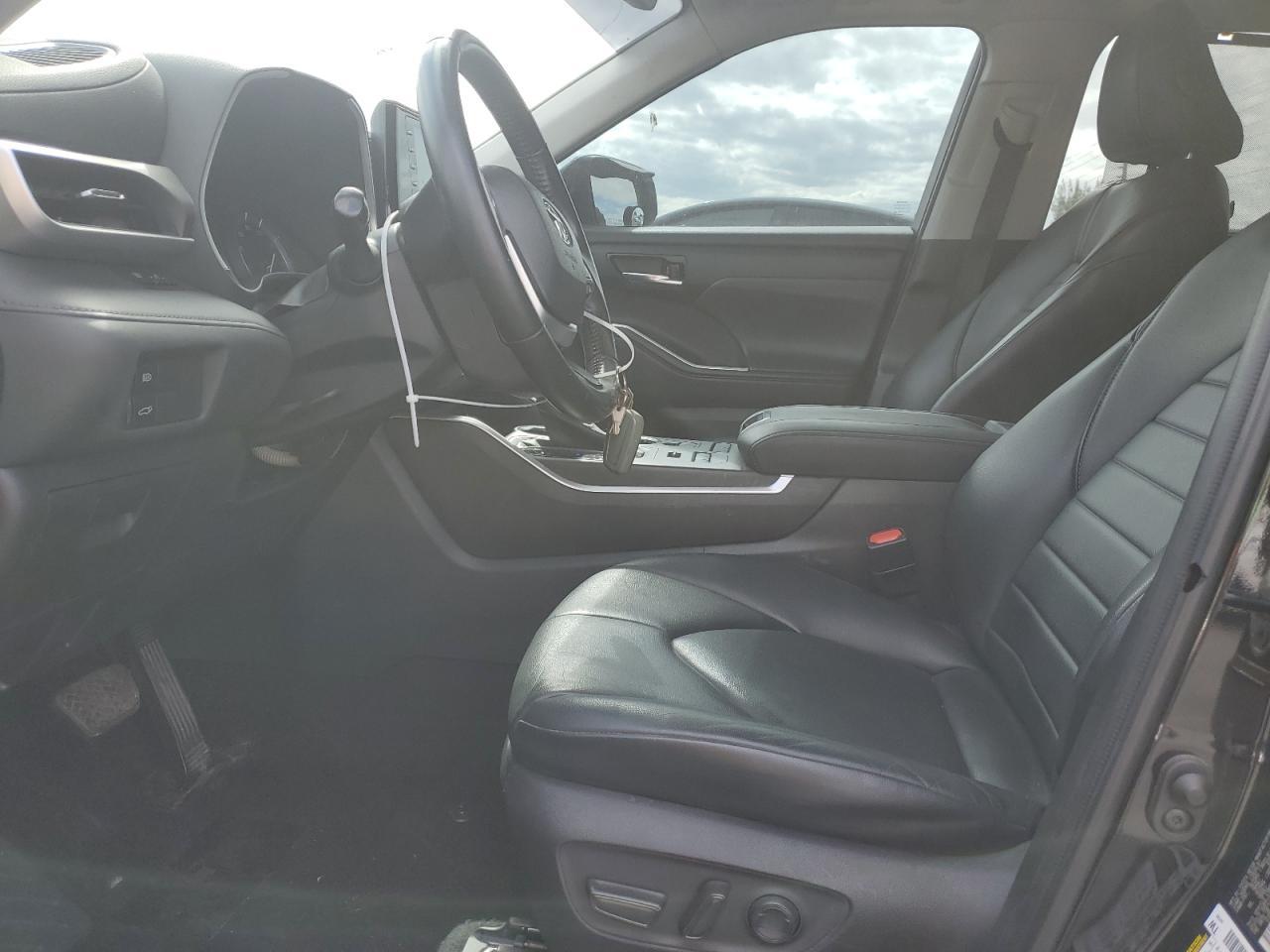 2022 Toyota Highlander Xle - Image 7