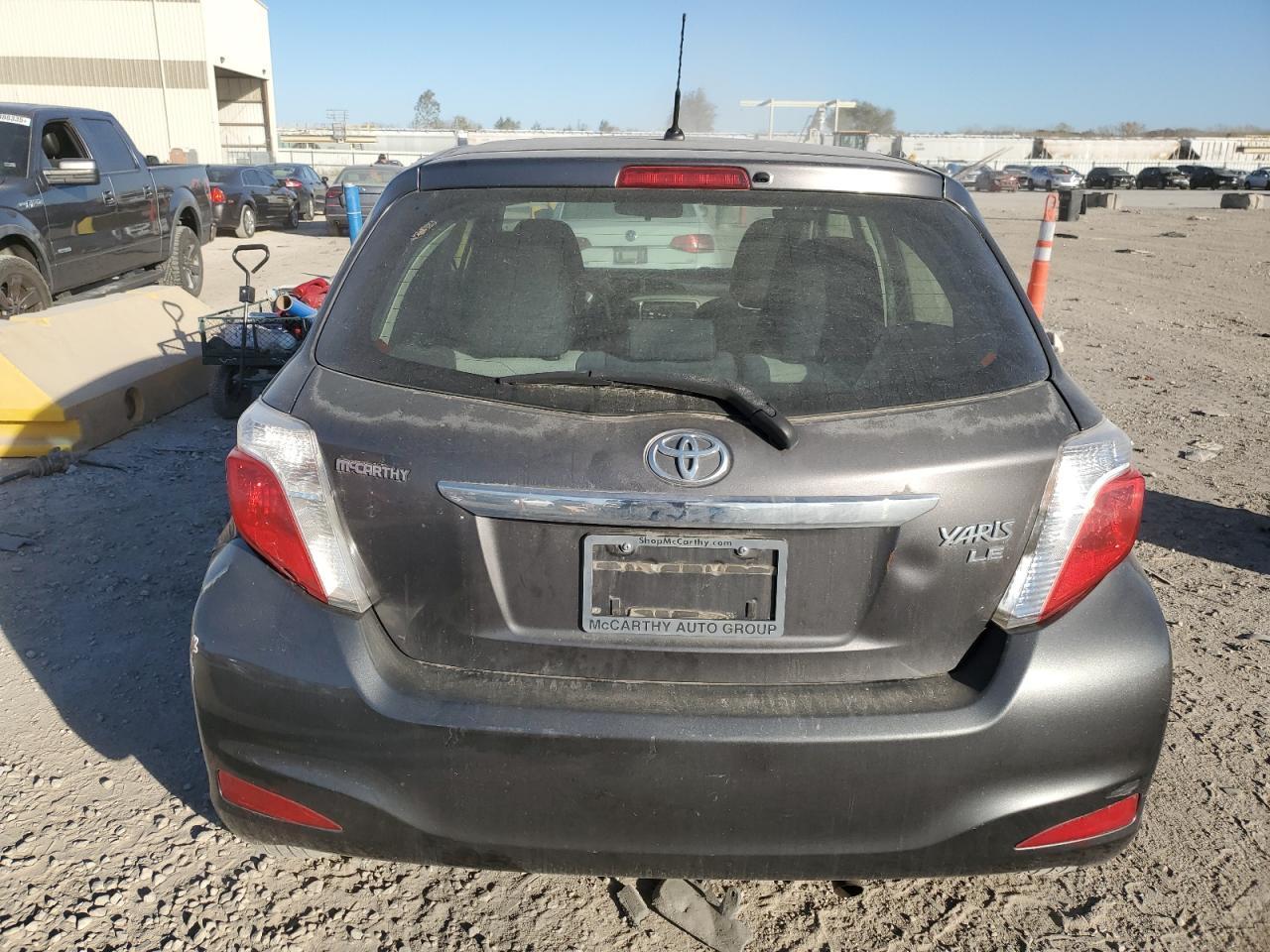 2014 Toyota Yaris - Фото 6