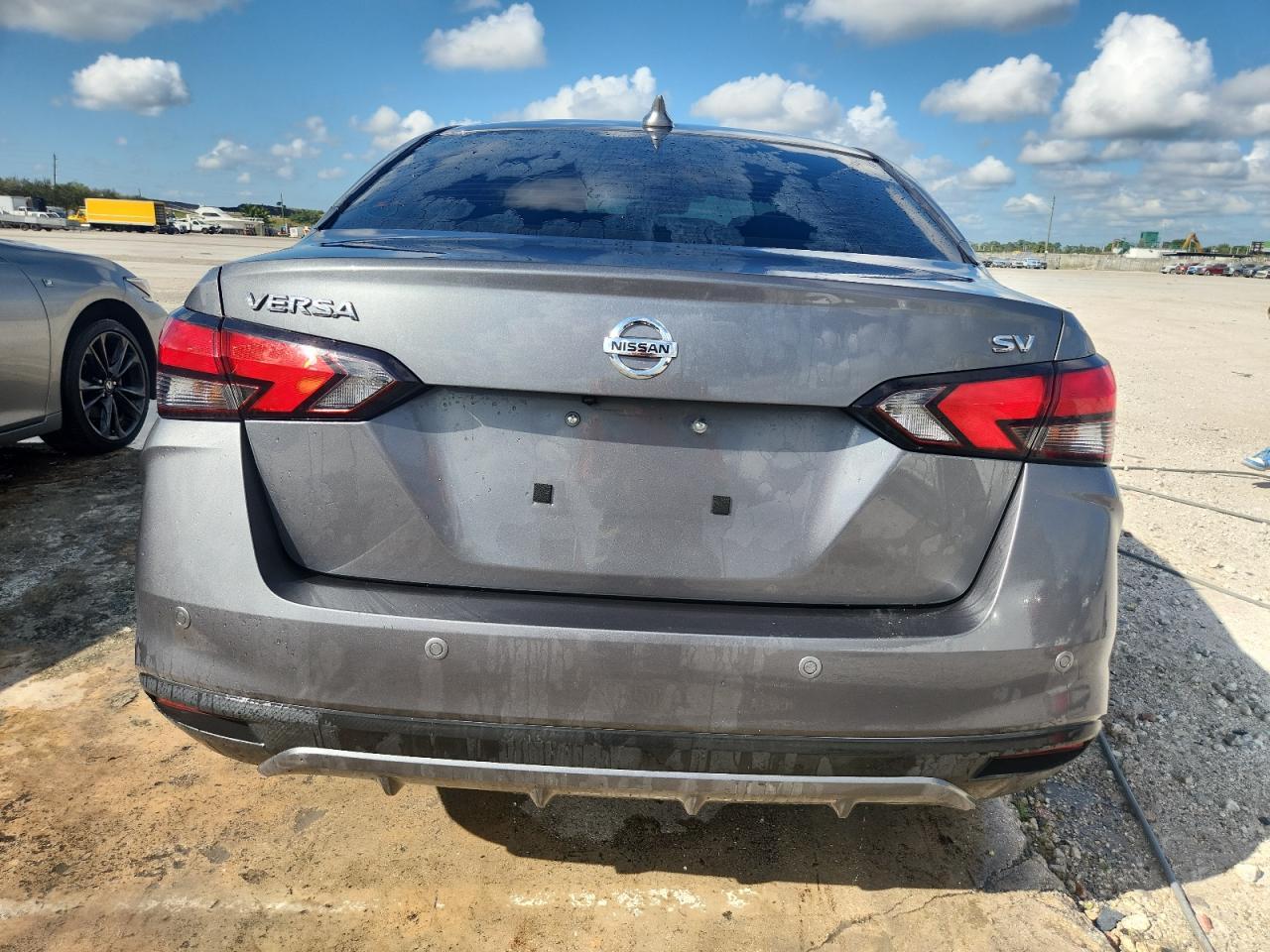 2021 Nissan Versa Sv - Фото 6