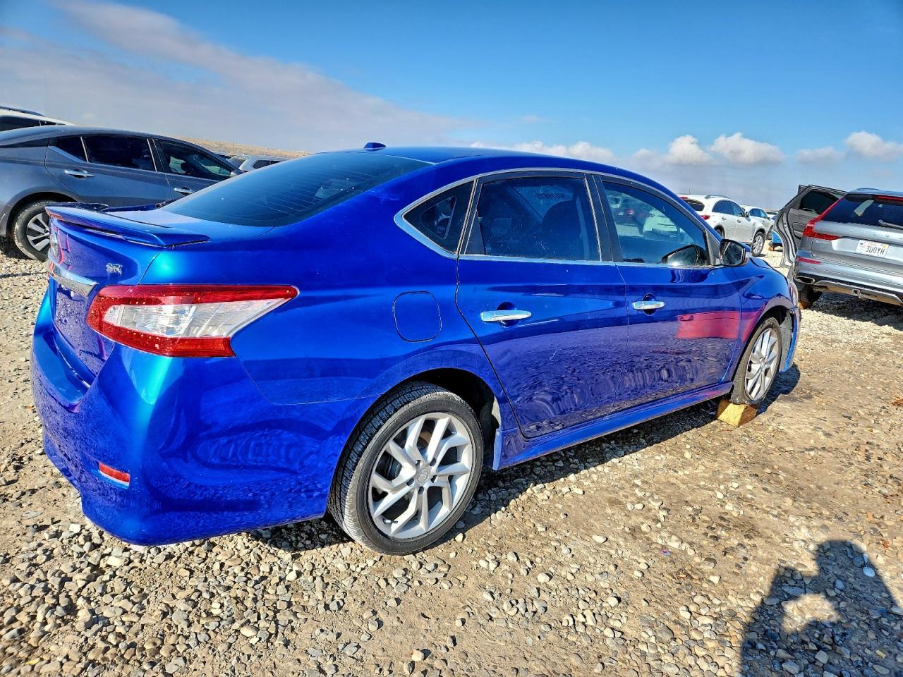 2015 Nissan Sentra S - Фото 3