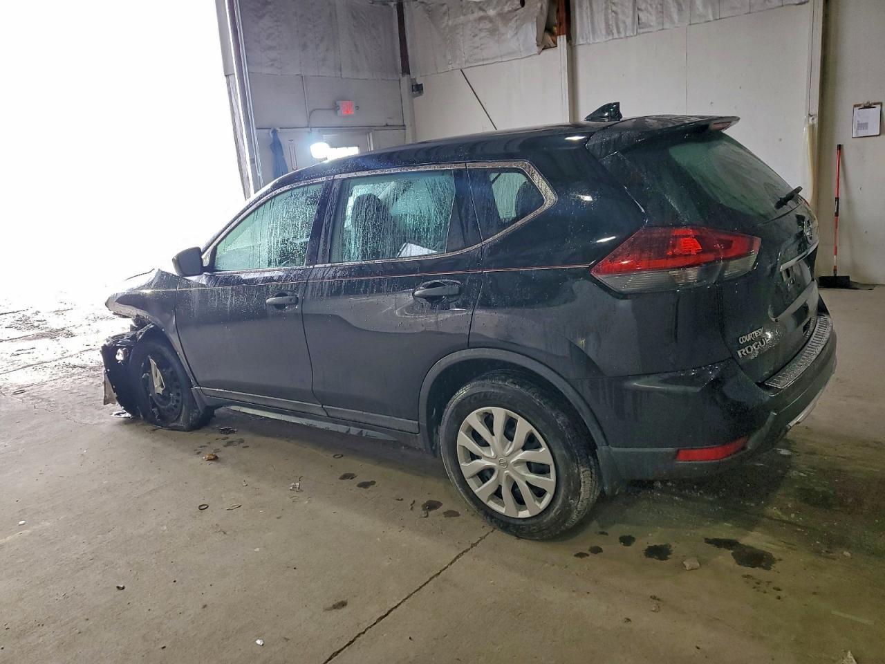 2018 Nissan Rogue S - Image 2