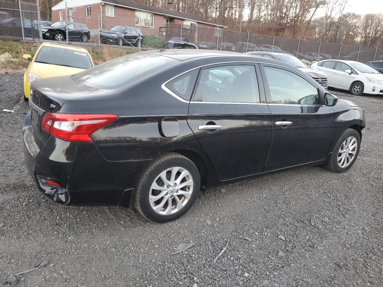 2018 Nissan Sentra S - Фото 3