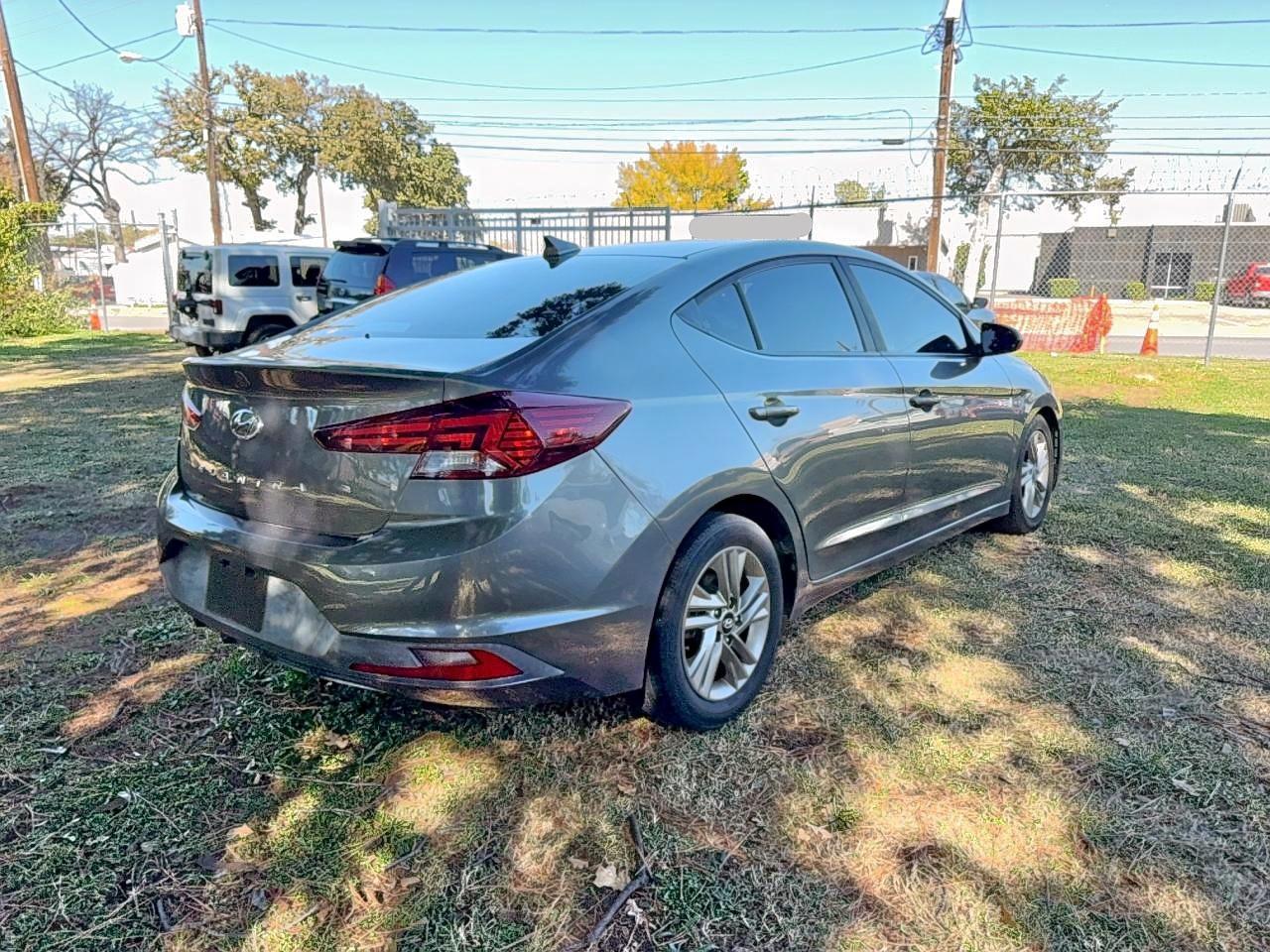 2019 Hyundai Elantra Sel - Фото 4