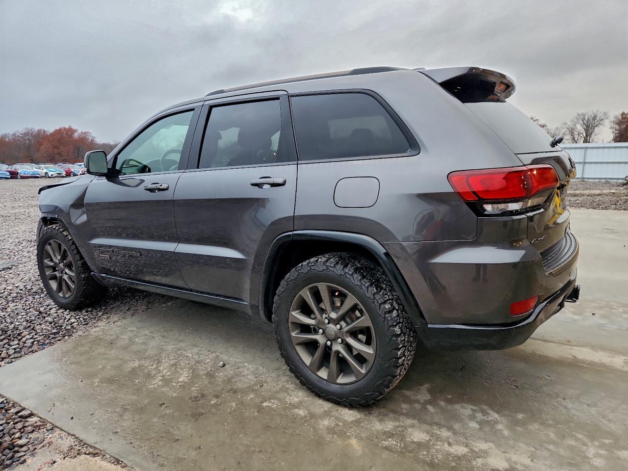 2016 Jeep Grand Cherokee Limited - Фото 2