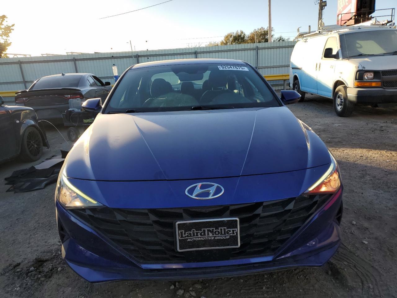 2021 Hyundai Elantra Sel - Фото 5