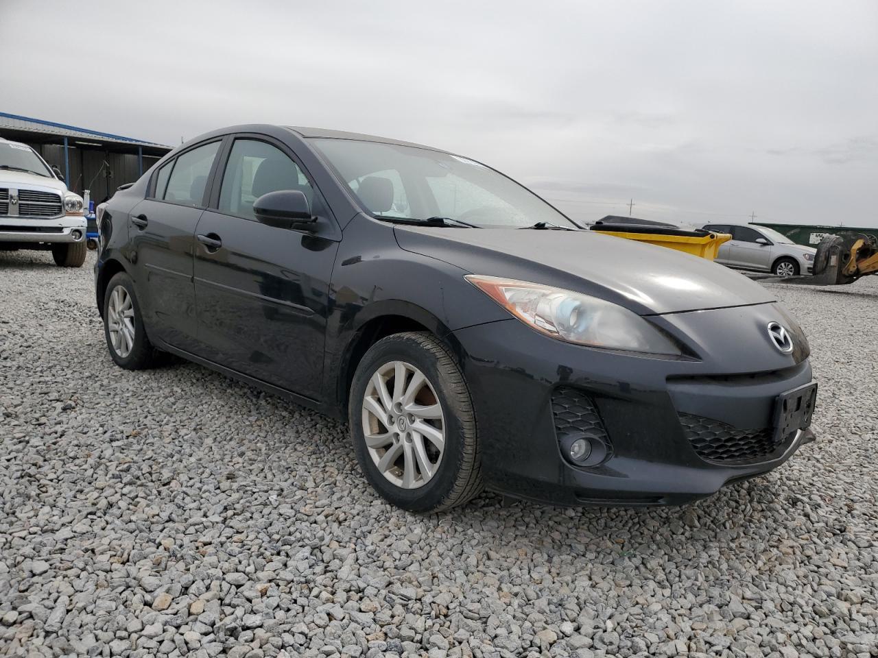 2012 Mazda 3 - Image 4