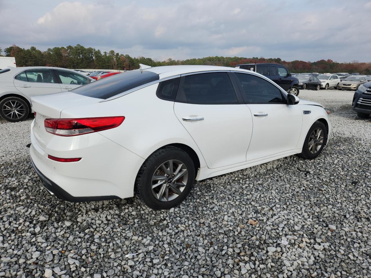 2019 Kia Optima Lx - Фото 3