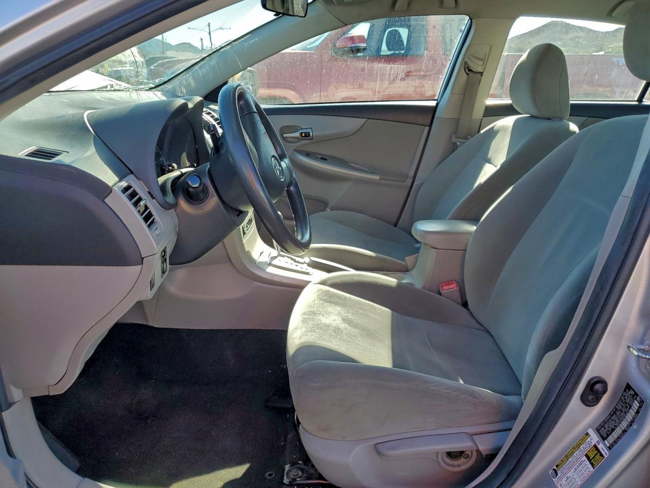 2011 Toyota Corolla Base - Фото 7