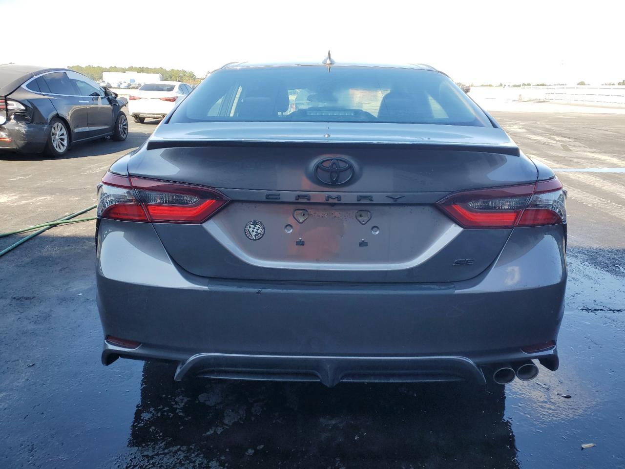 2024 Toyota Camry Se - Фото 6