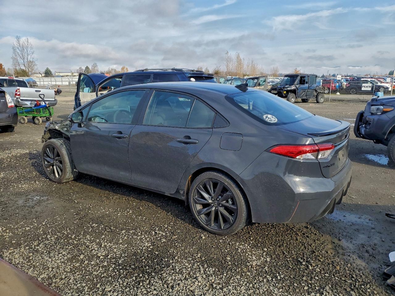 2025 Toyota Corolla Se - Фото 2