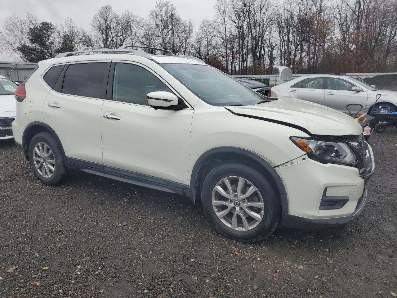 2017 Nissan Rogue Sv - Фото 4