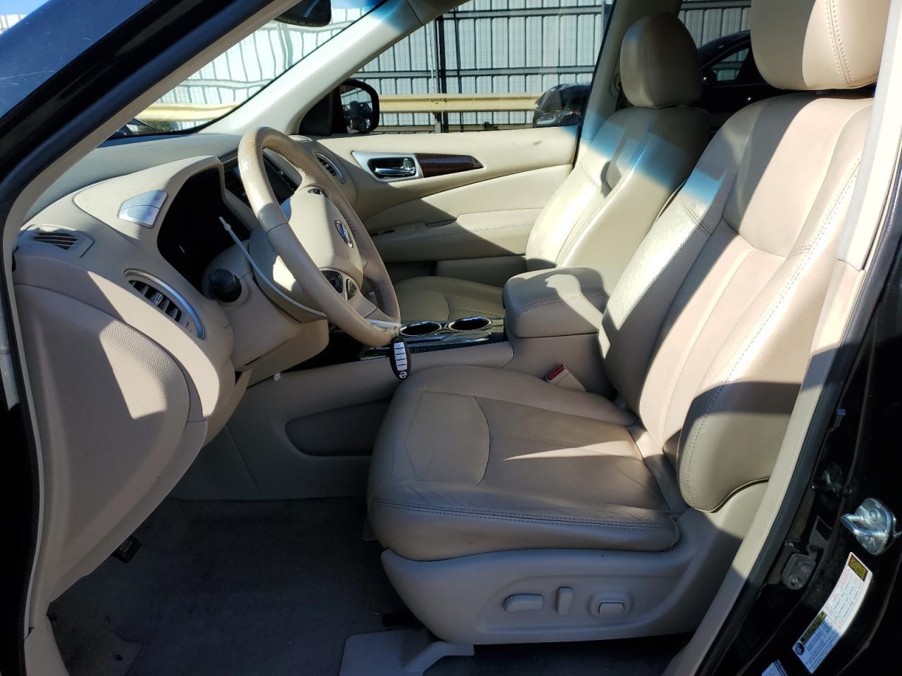 2013 Nissan Pathfinder S - Image 7