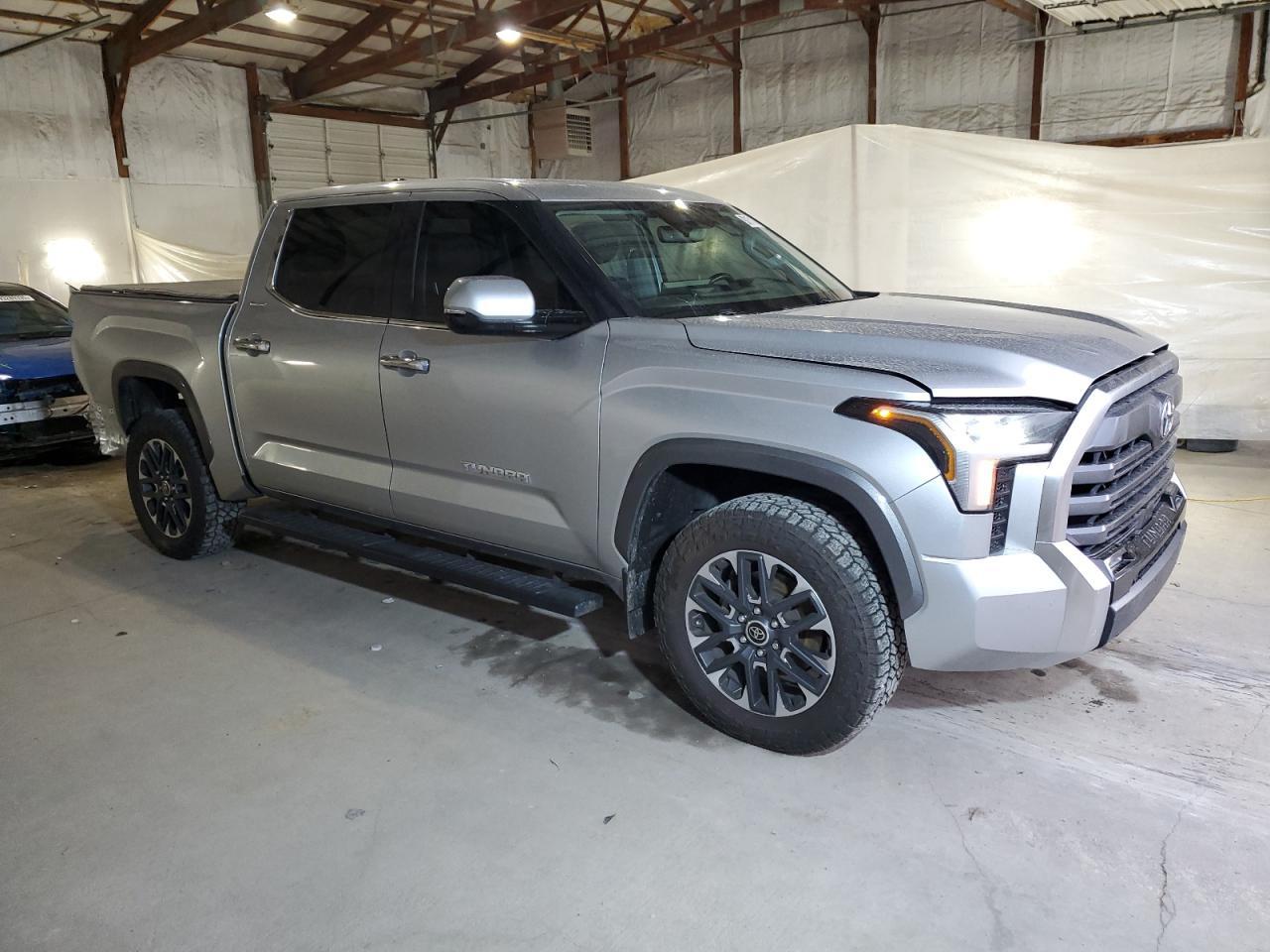 2022 Toyota Tundra Crewmax Limited - Image 4