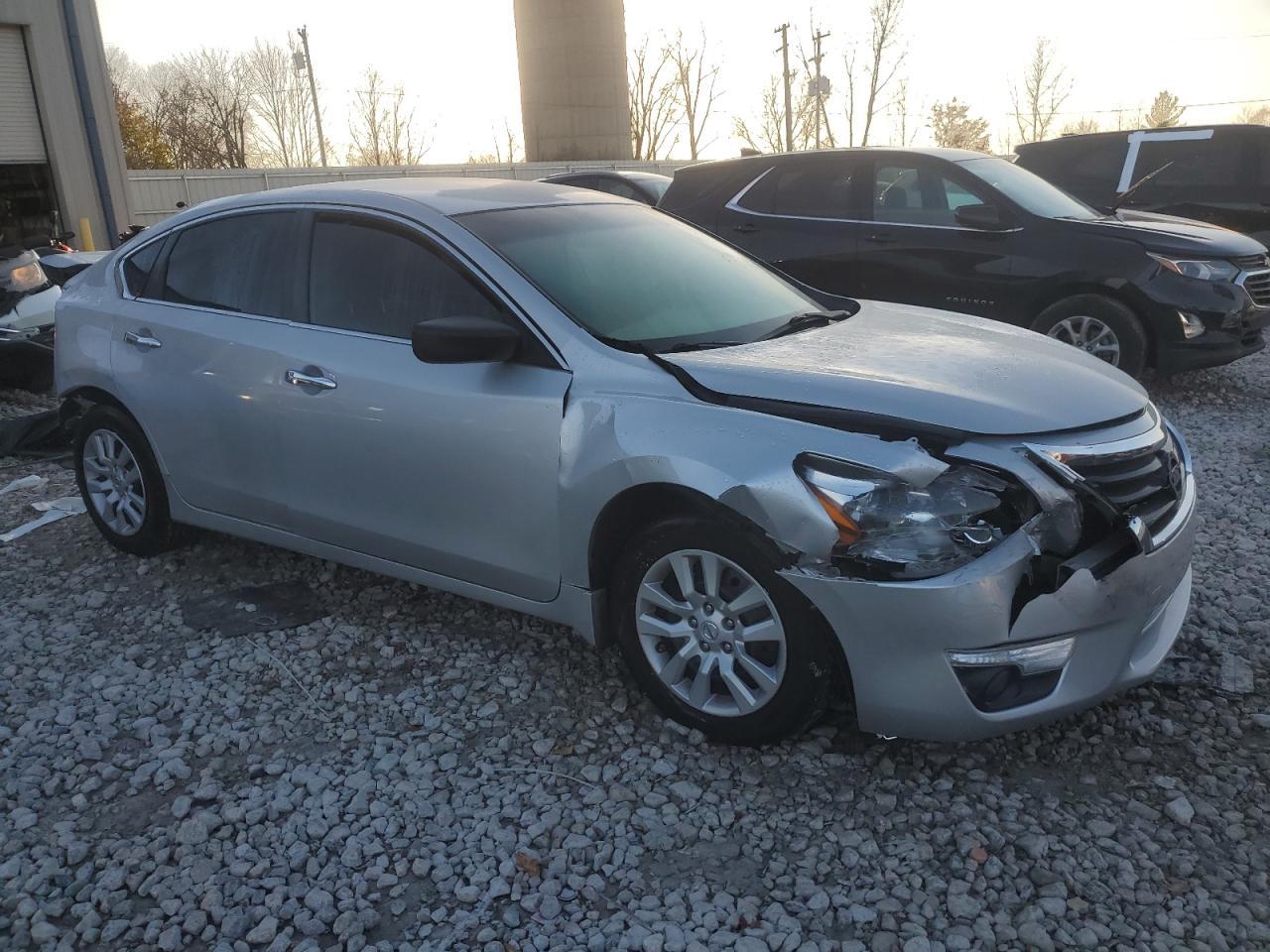 2015 Nissan Altima 2.5 - Фото 4