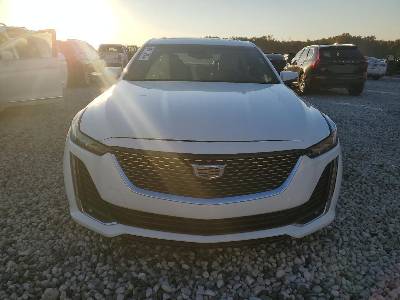 2022 Cadillac Ct5 - Image 5