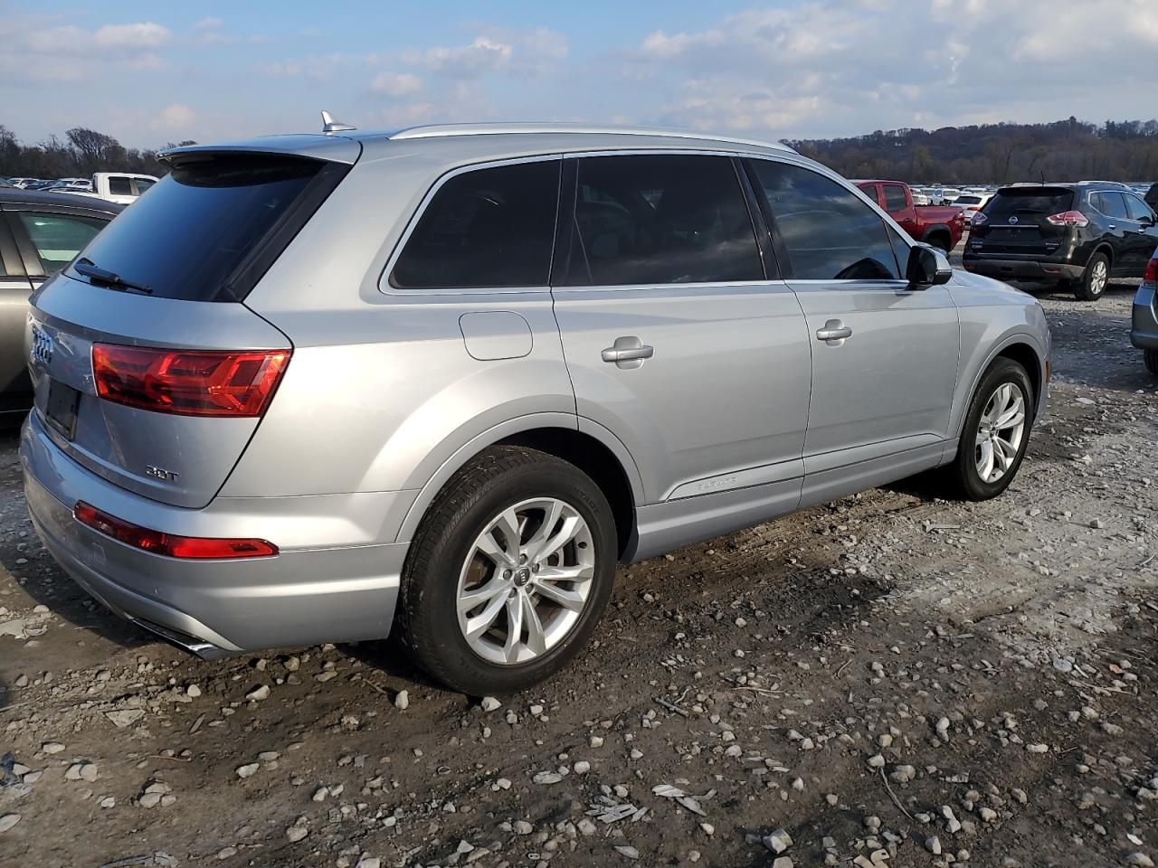 2017 Audi Q7 Premium Plus - Фото 3