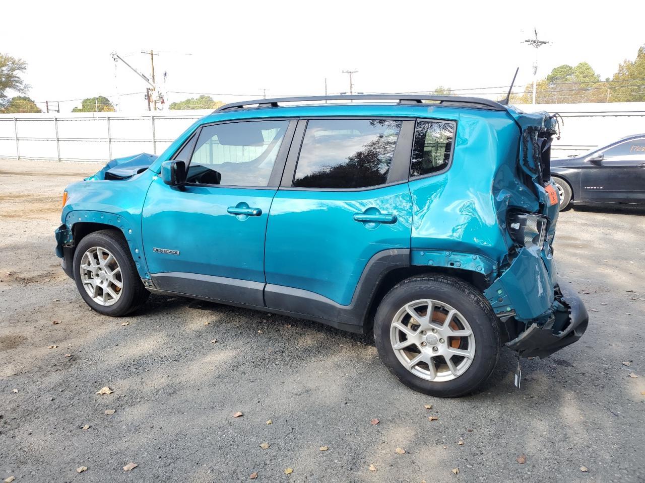 2021 Jeep Renegade Latitude - Image 2
