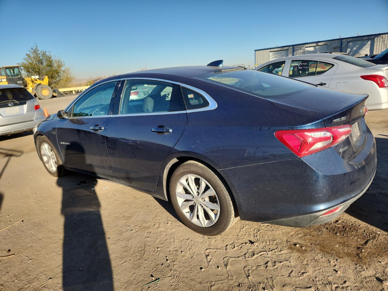 2022 Chevrolet Malibu Lt - Фото 2