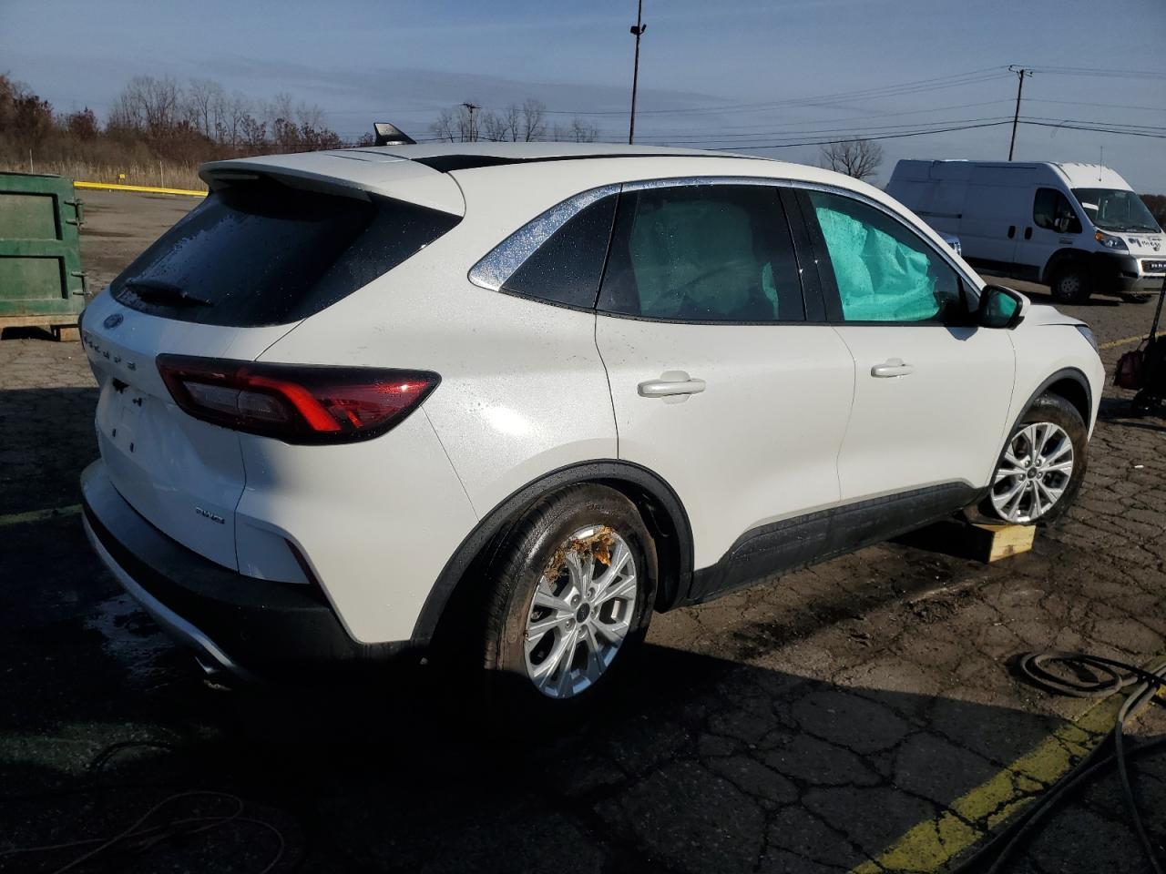 2023 Ford Escape Active - Image 3