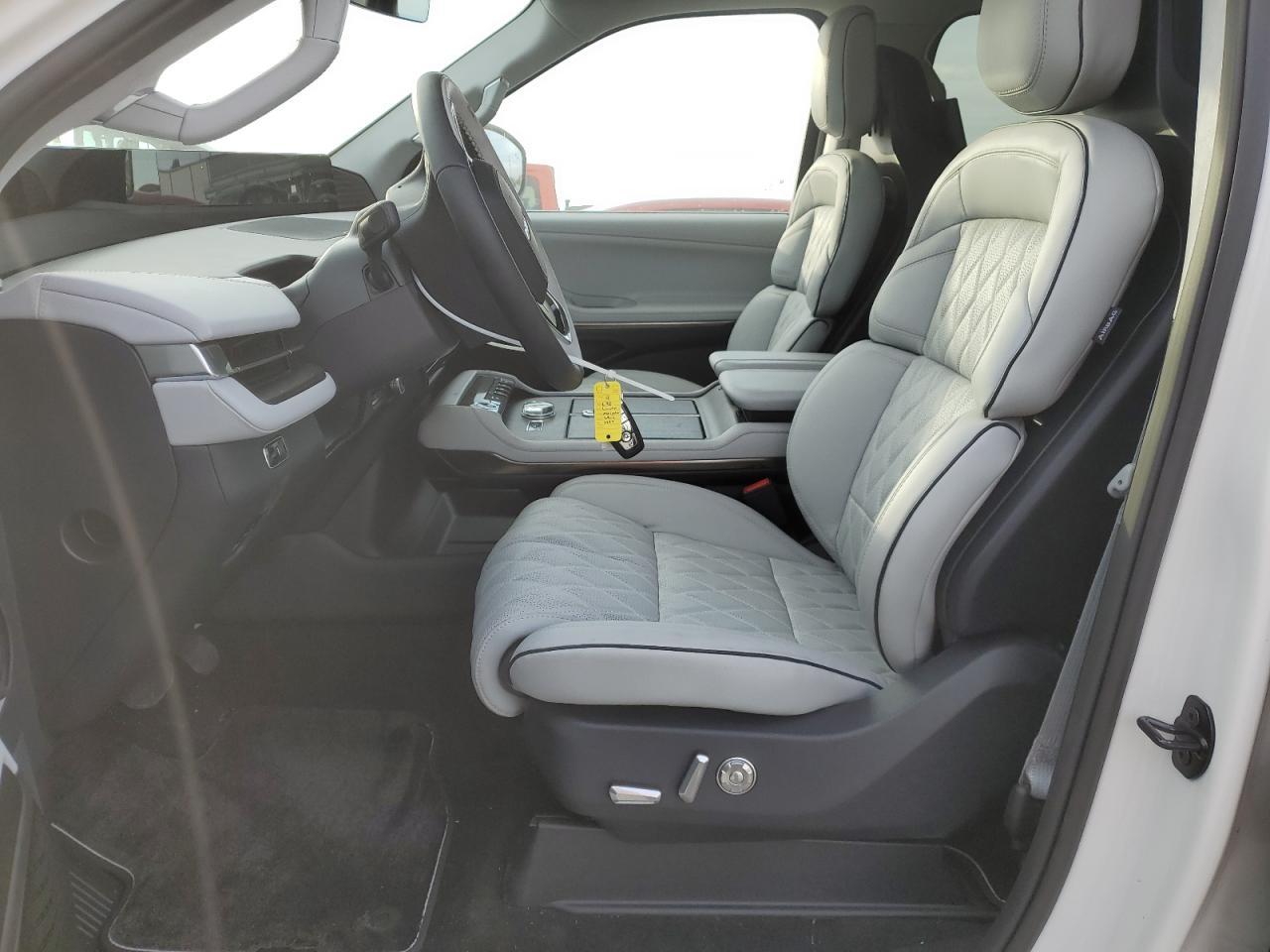 2025 Lincoln Navigator L Black Label - Image 7