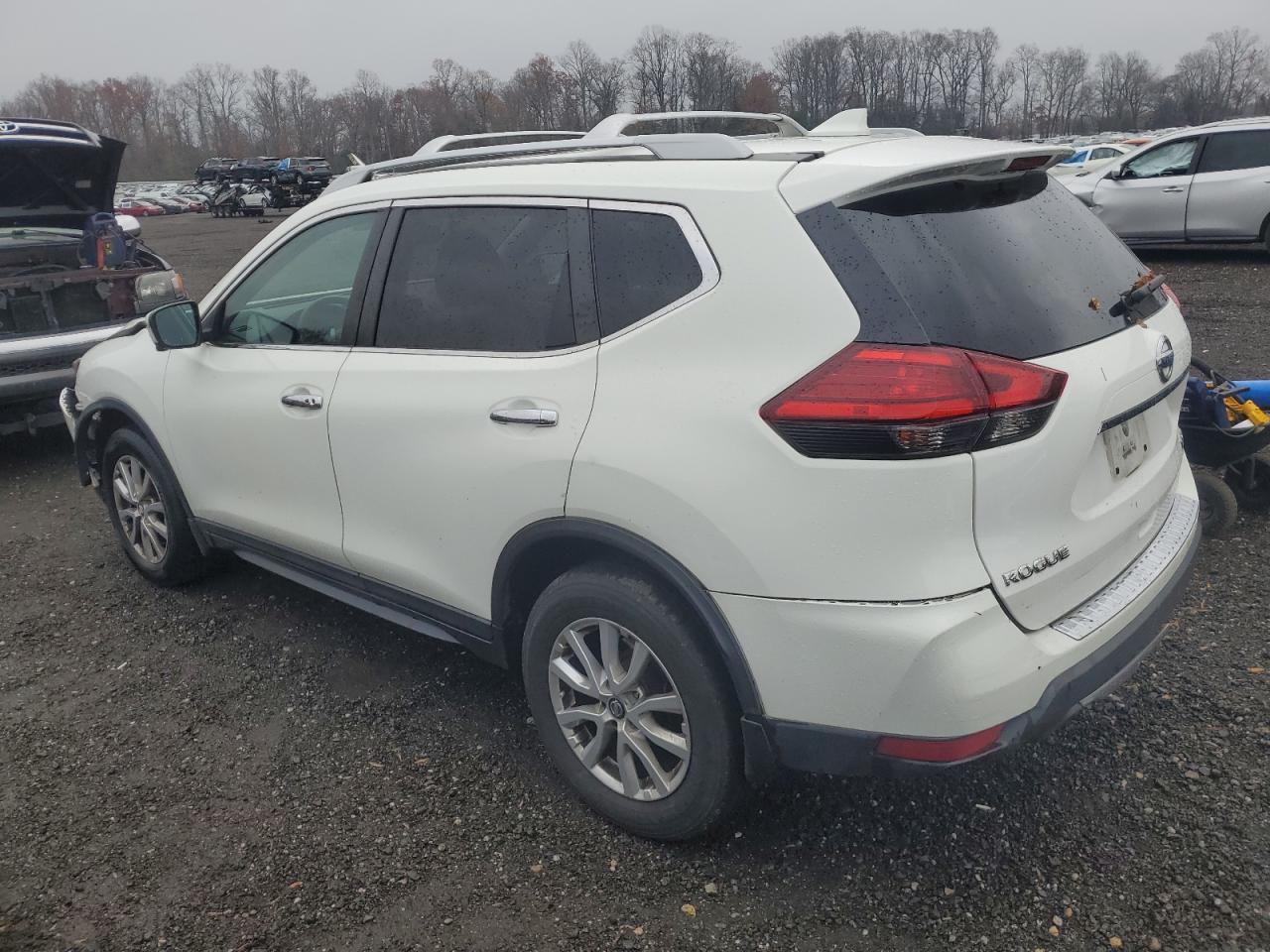 2017 Nissan Rogue Sv - Фото 2