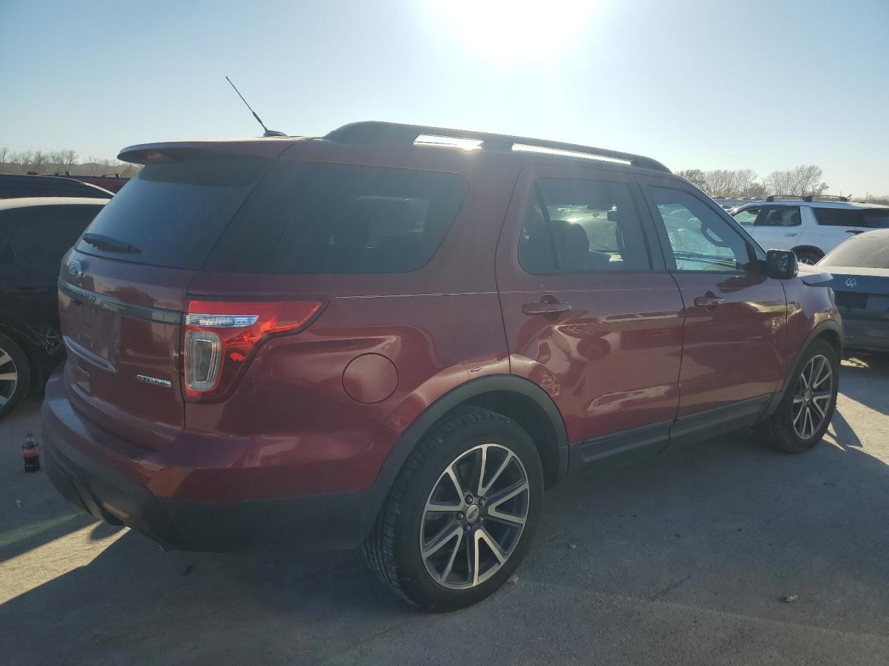 2015 Ford Explorer Xlt - Image 3