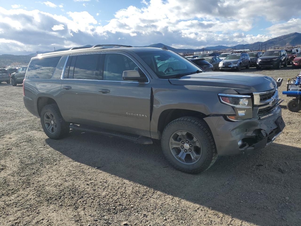 2017 Chevrolet Suburban K1500 Lt - Фото 4