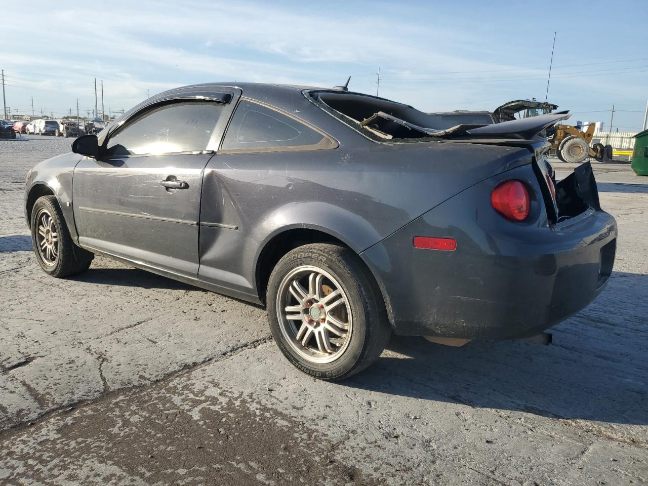 2009 Chevrolet Cobalt Ls - Image 2