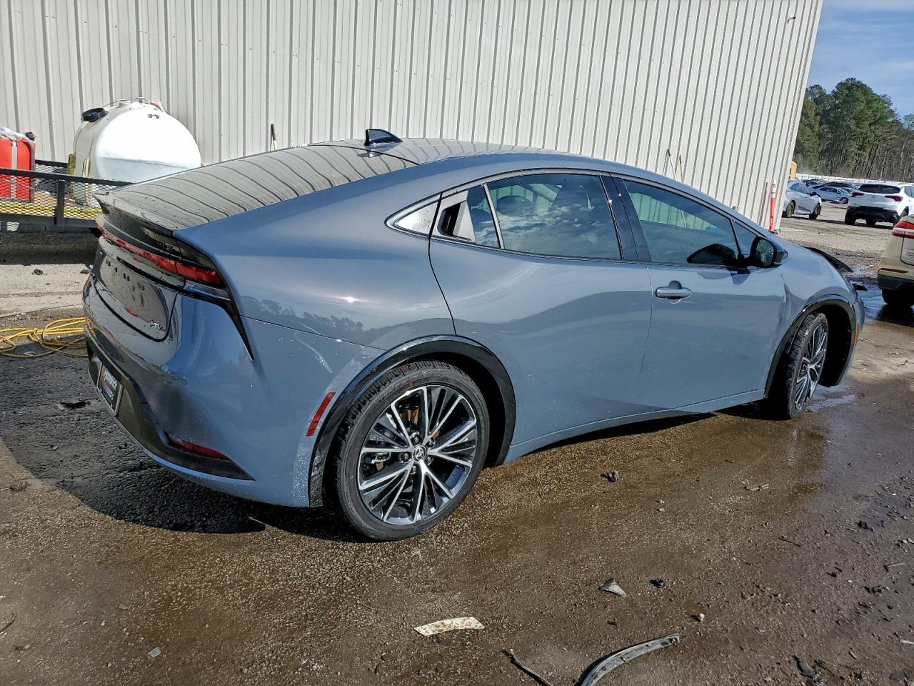 2026 Toyota Prius Le - Фото 3