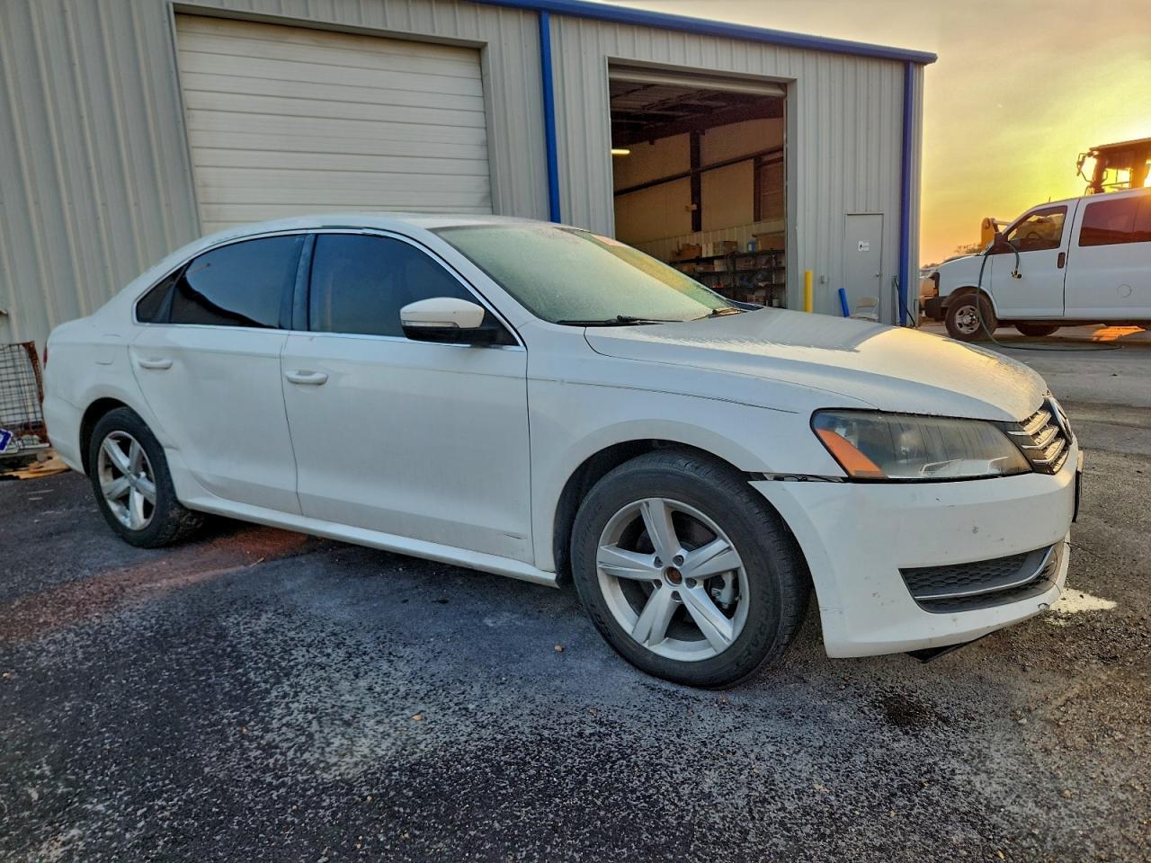 2013 Volkswagen Passat Se - Фото 4