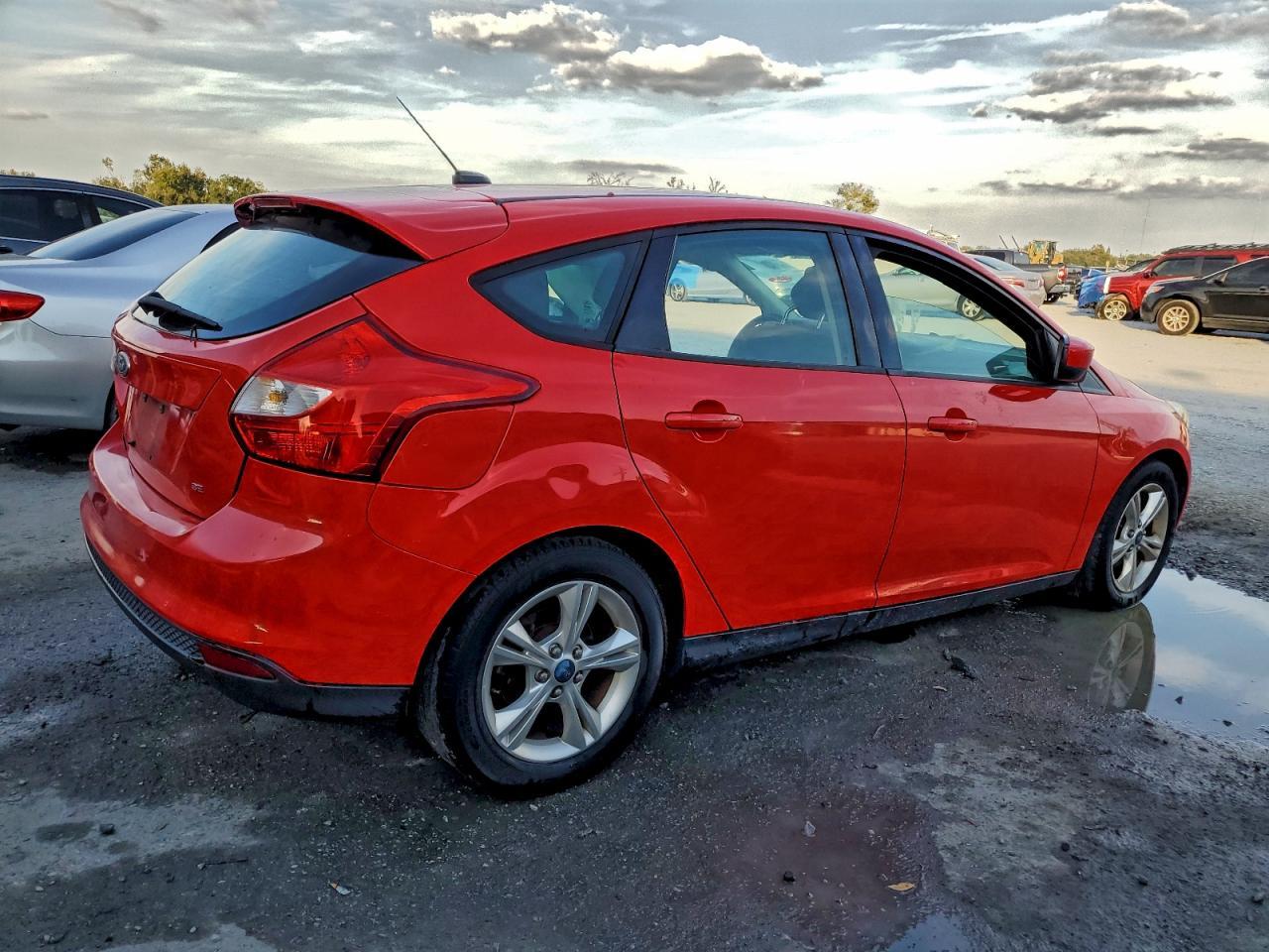2012 Ford Focus Se - Image 3