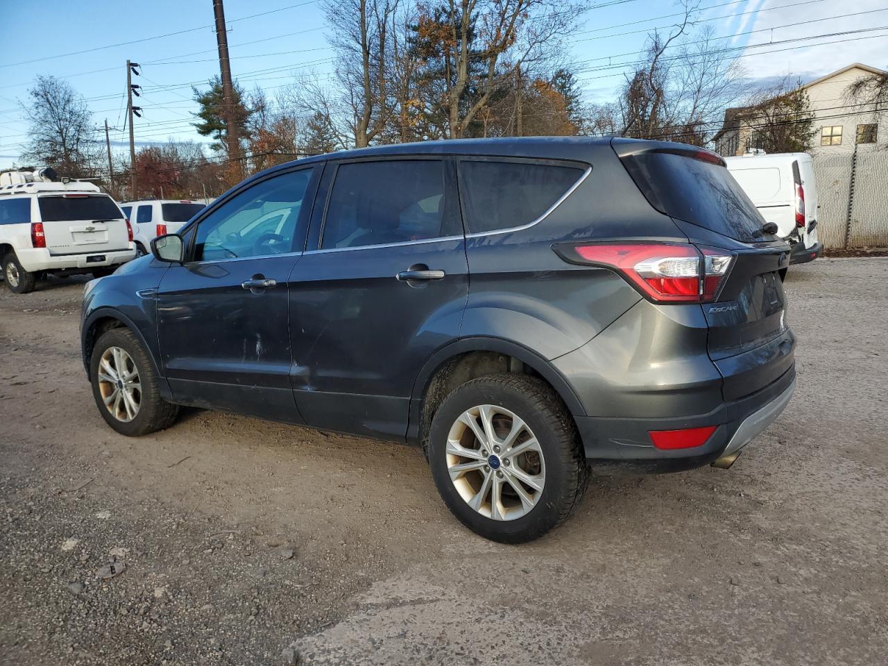 2017 Ford Escape Se - Фото 2
