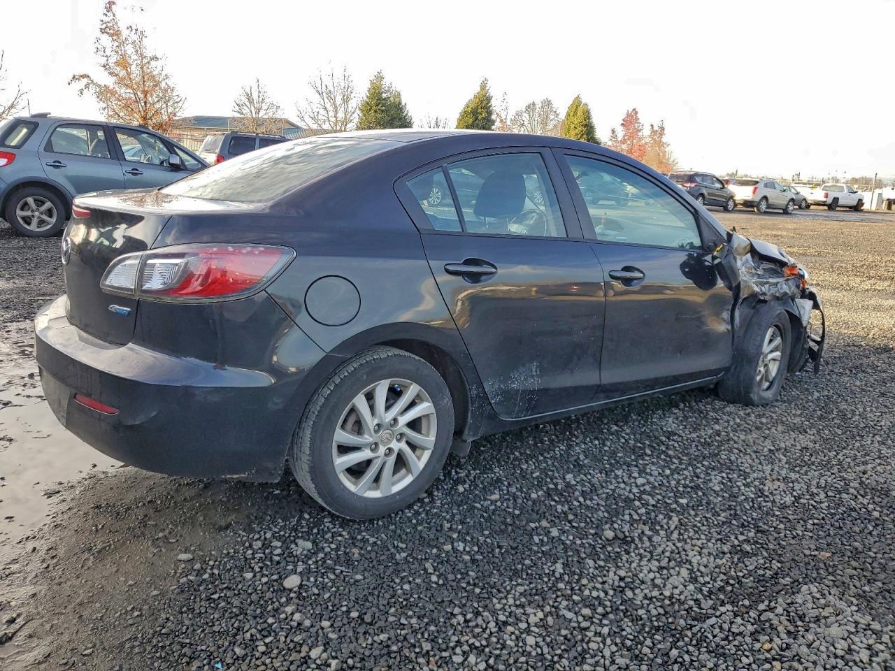 2012 Mazda 3 I - Image 3
