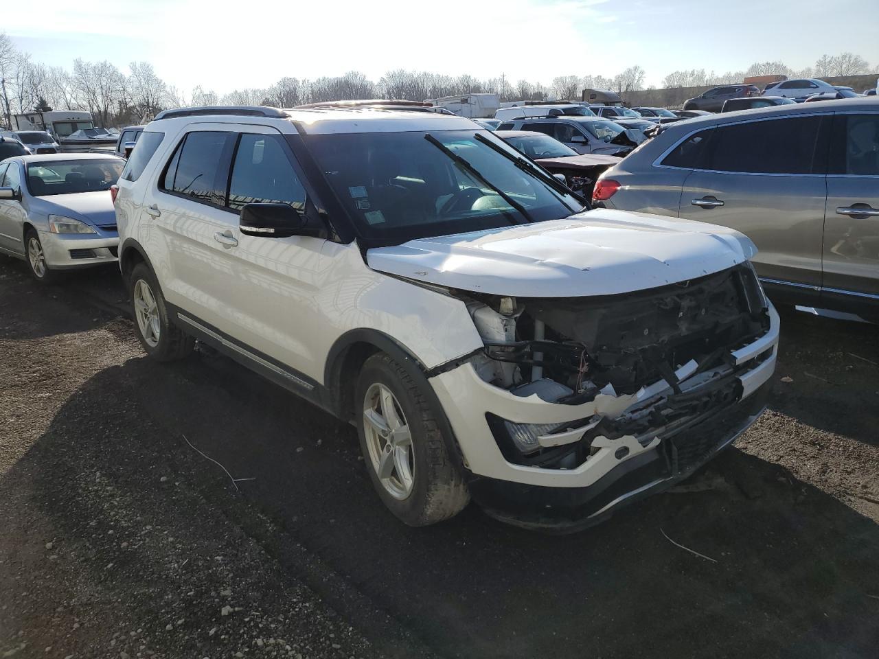 2016 Ford Explorer Xlt - Image 4