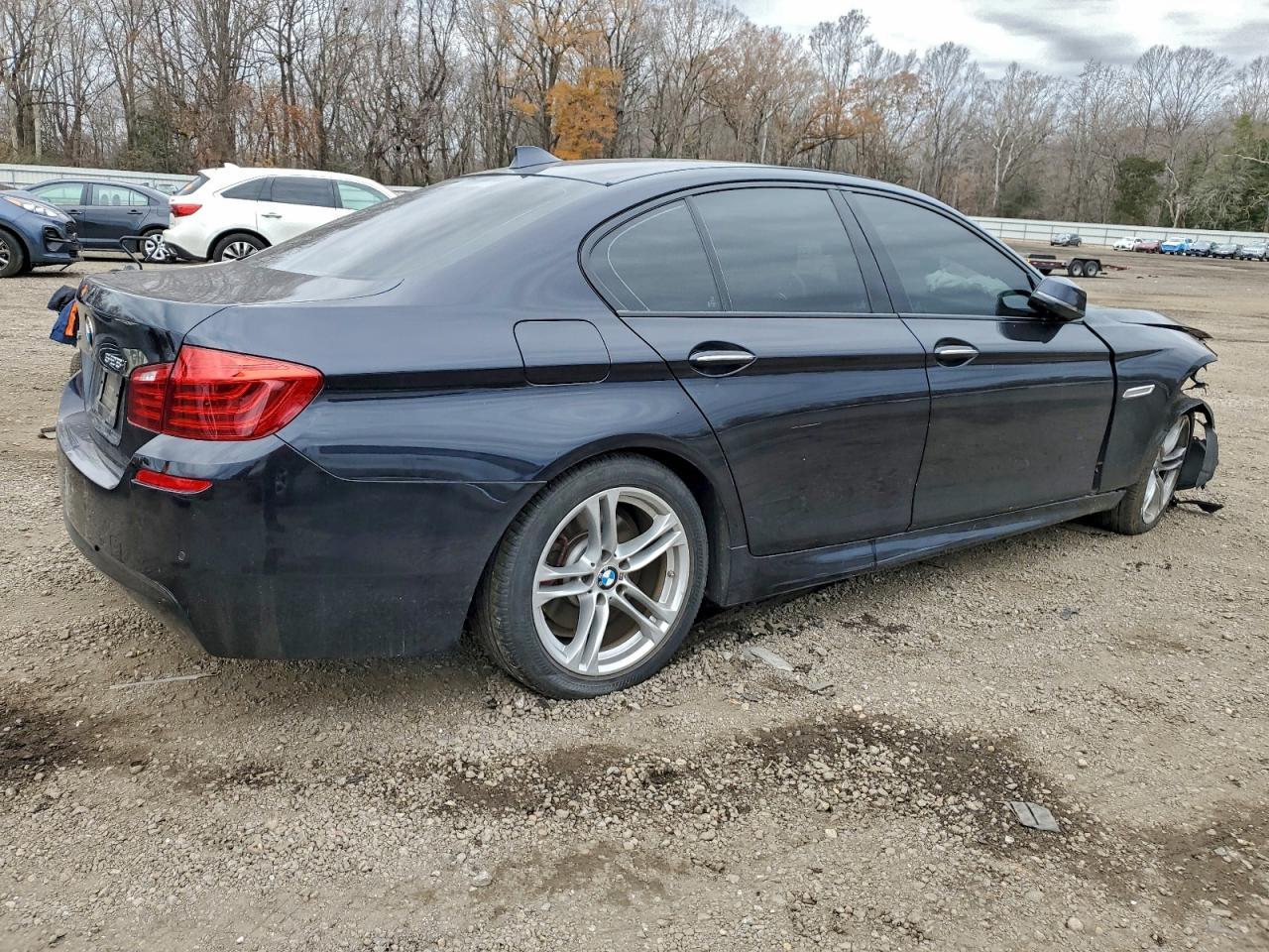 2015 BMW 528 Xi - Image 3
