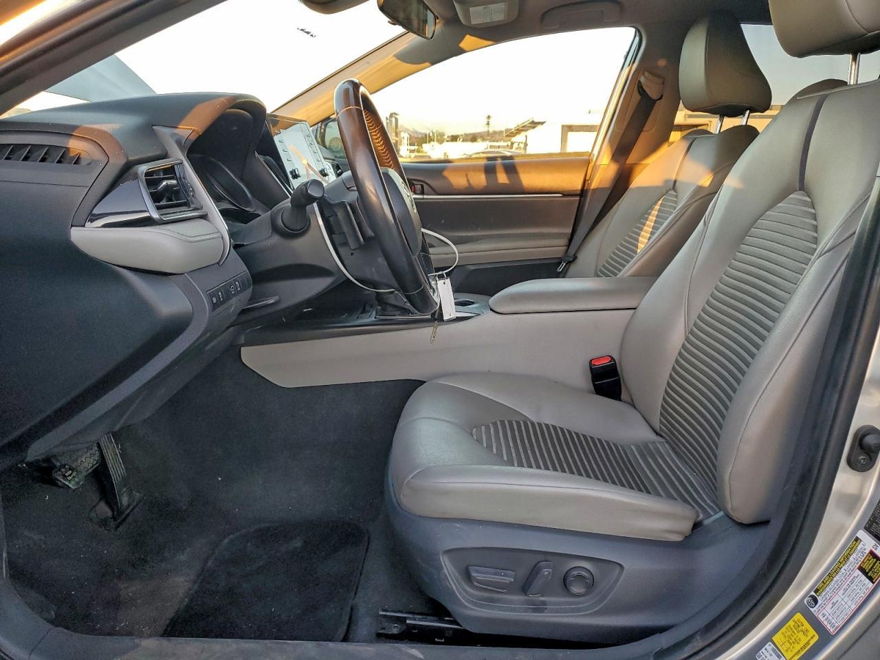 2021 Toyota Camry Se - Image 7