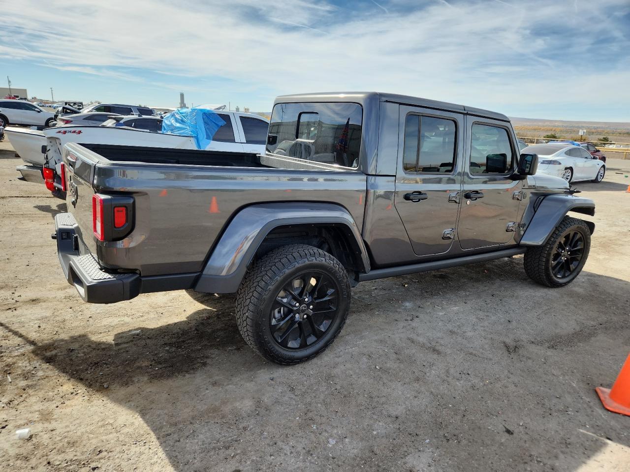 2025 Jeep Gladiator Sport - Фото 3