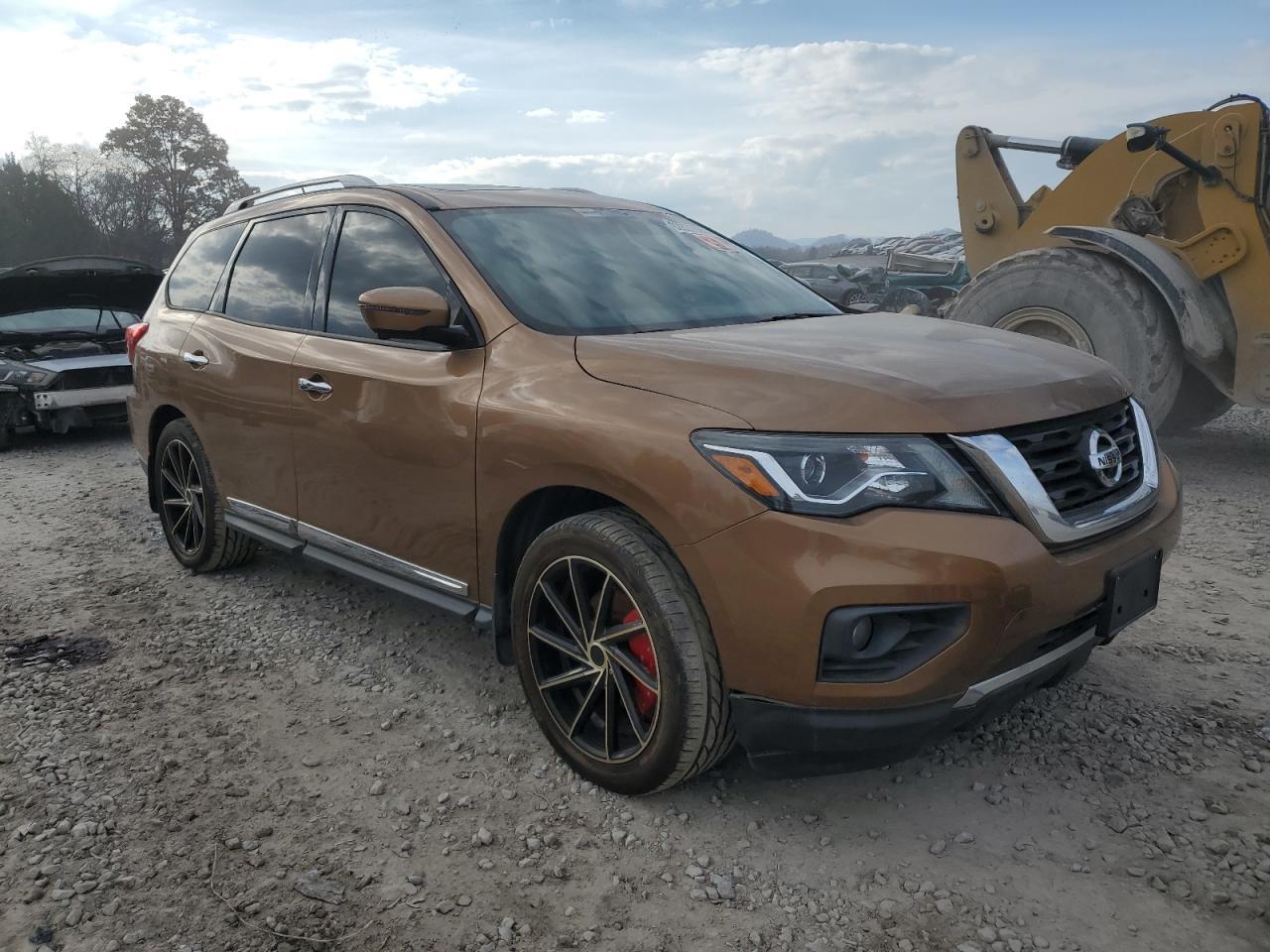 2017 Nissan Pathfinder S - Фото 4