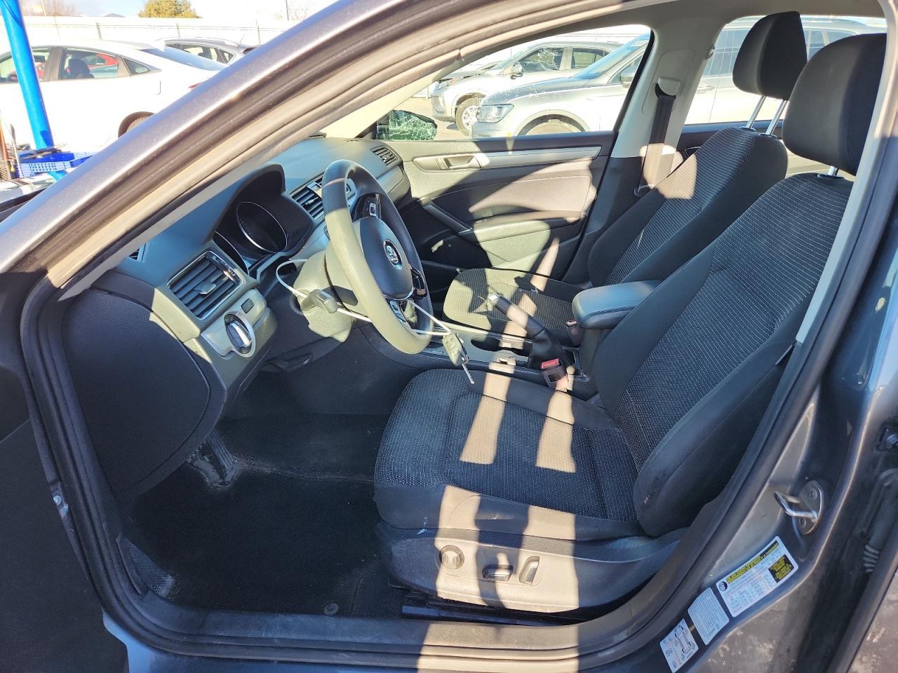2018 Volkswagen Passat S - Image 7