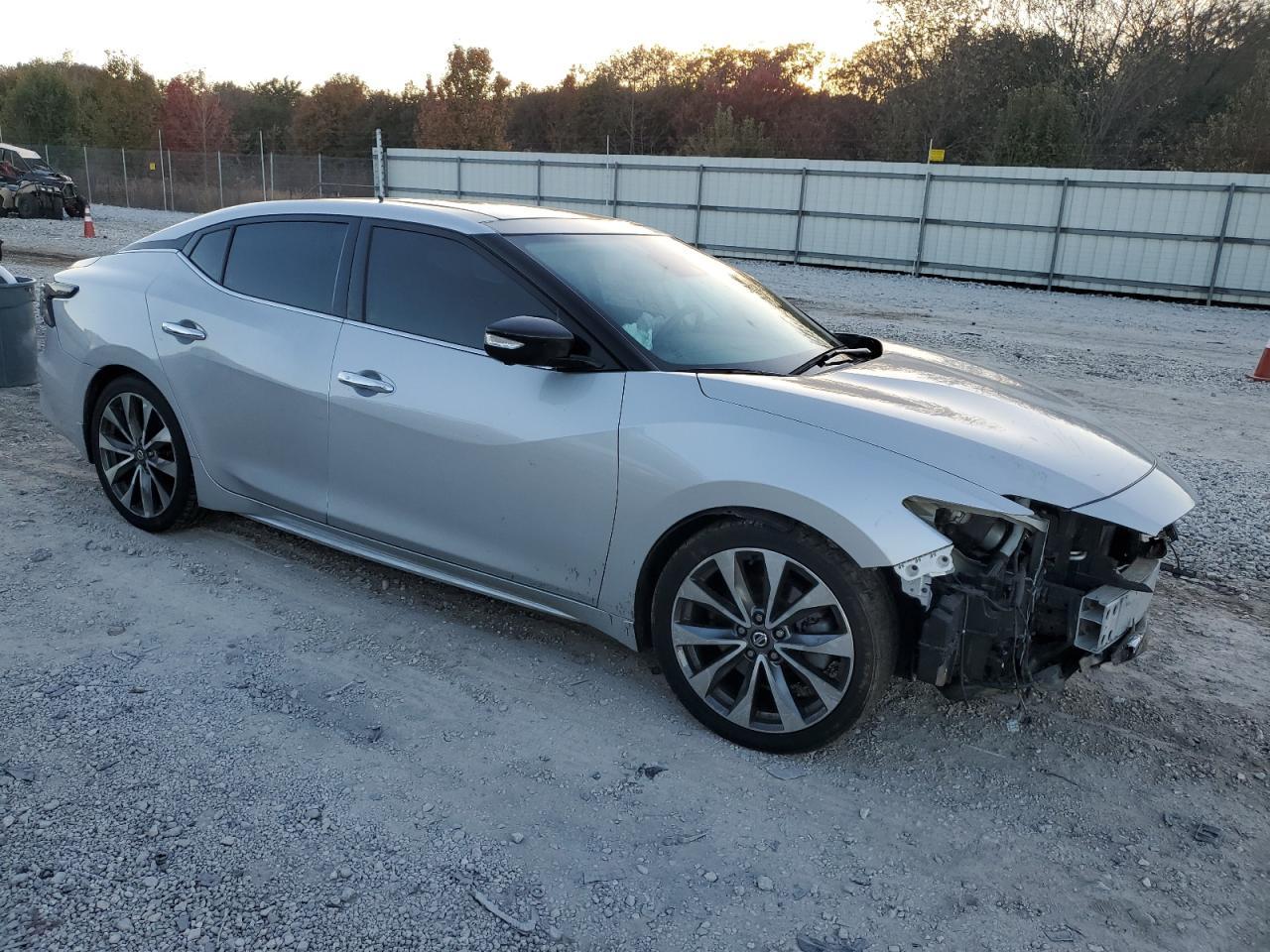 2019 Nissan Maxima S - Фото 4