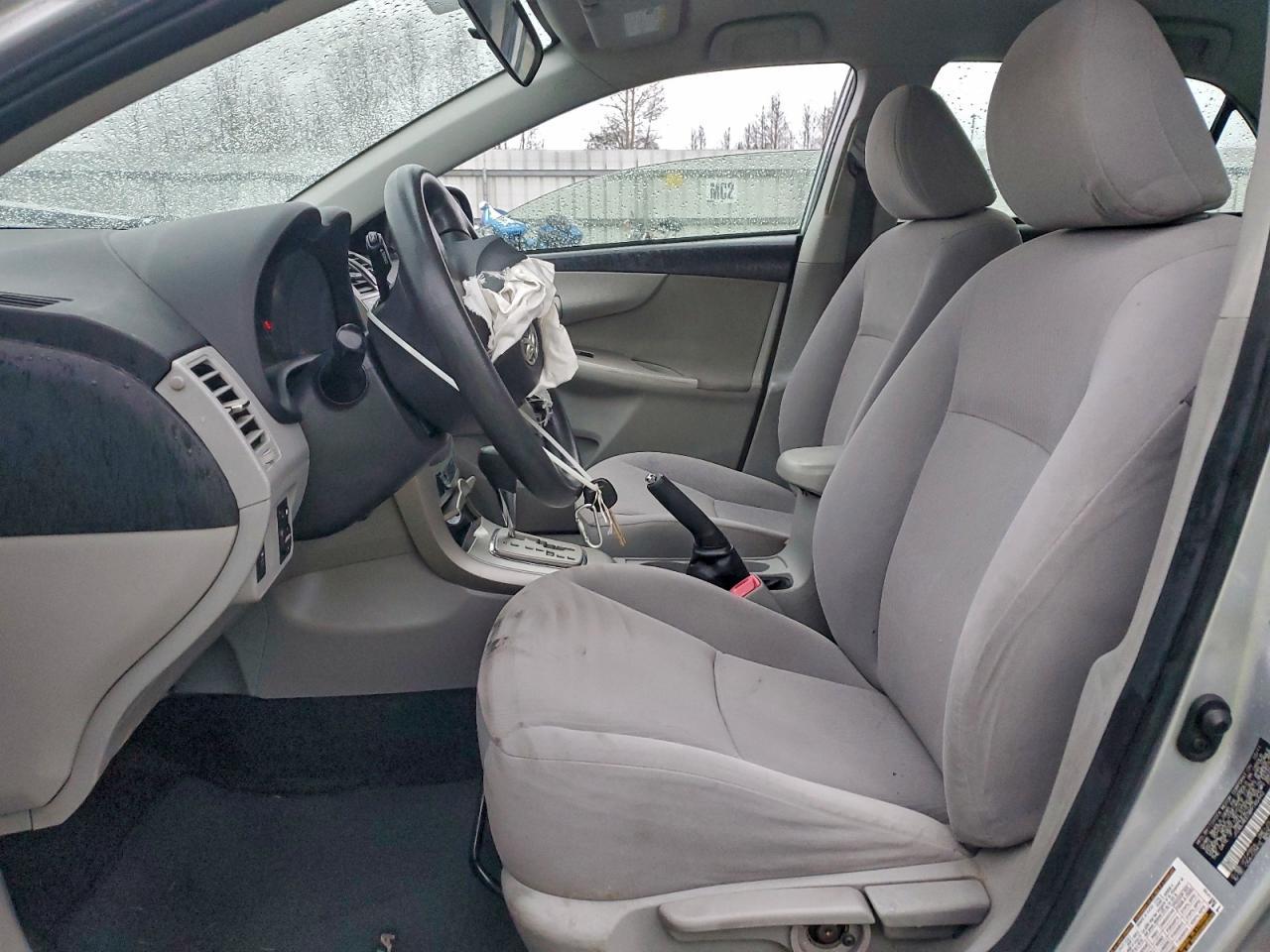 2011 Toyota Corolla Base - Фото 7