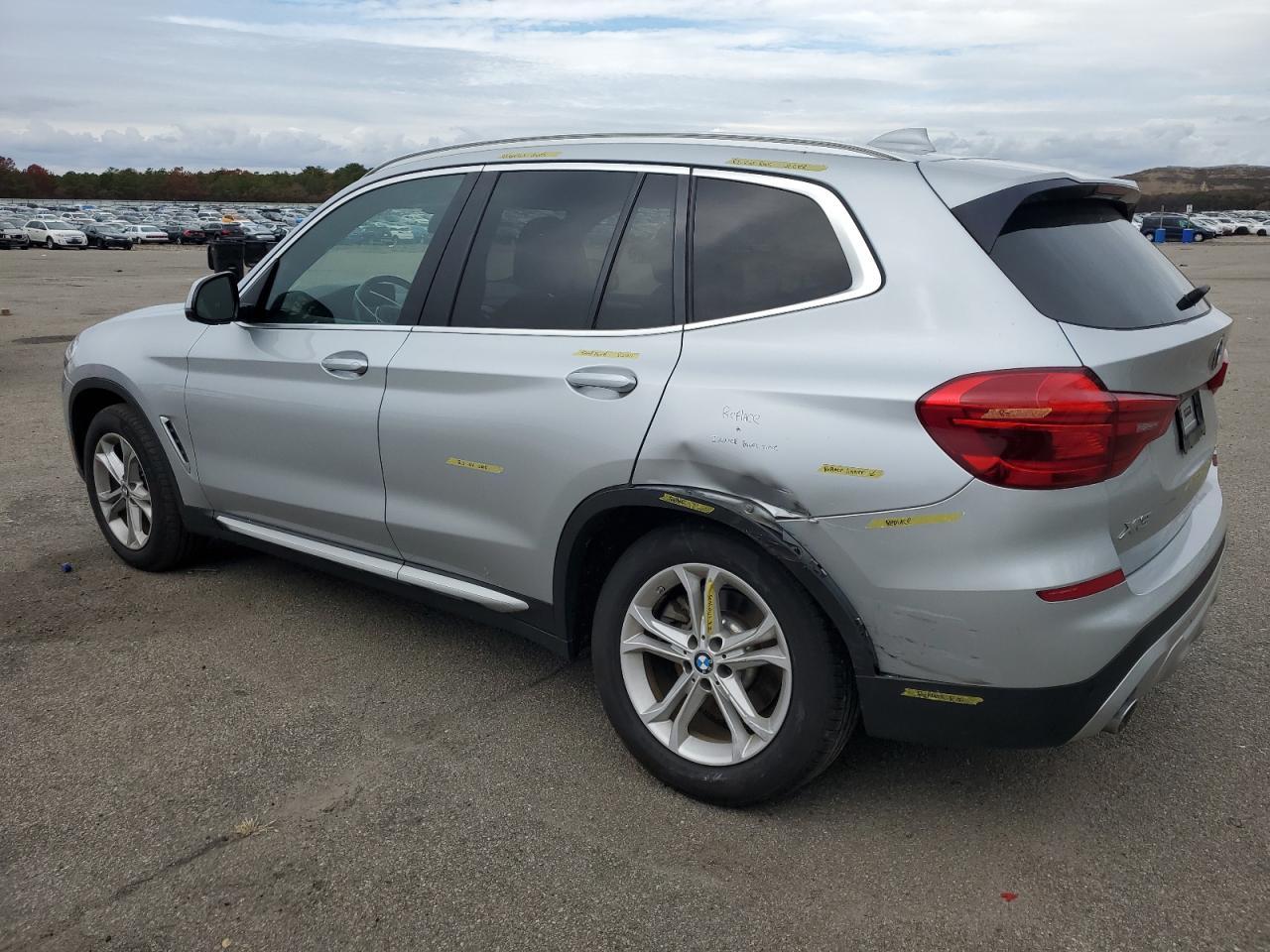 2019 BMW X3 xDrive30I - Фото 2