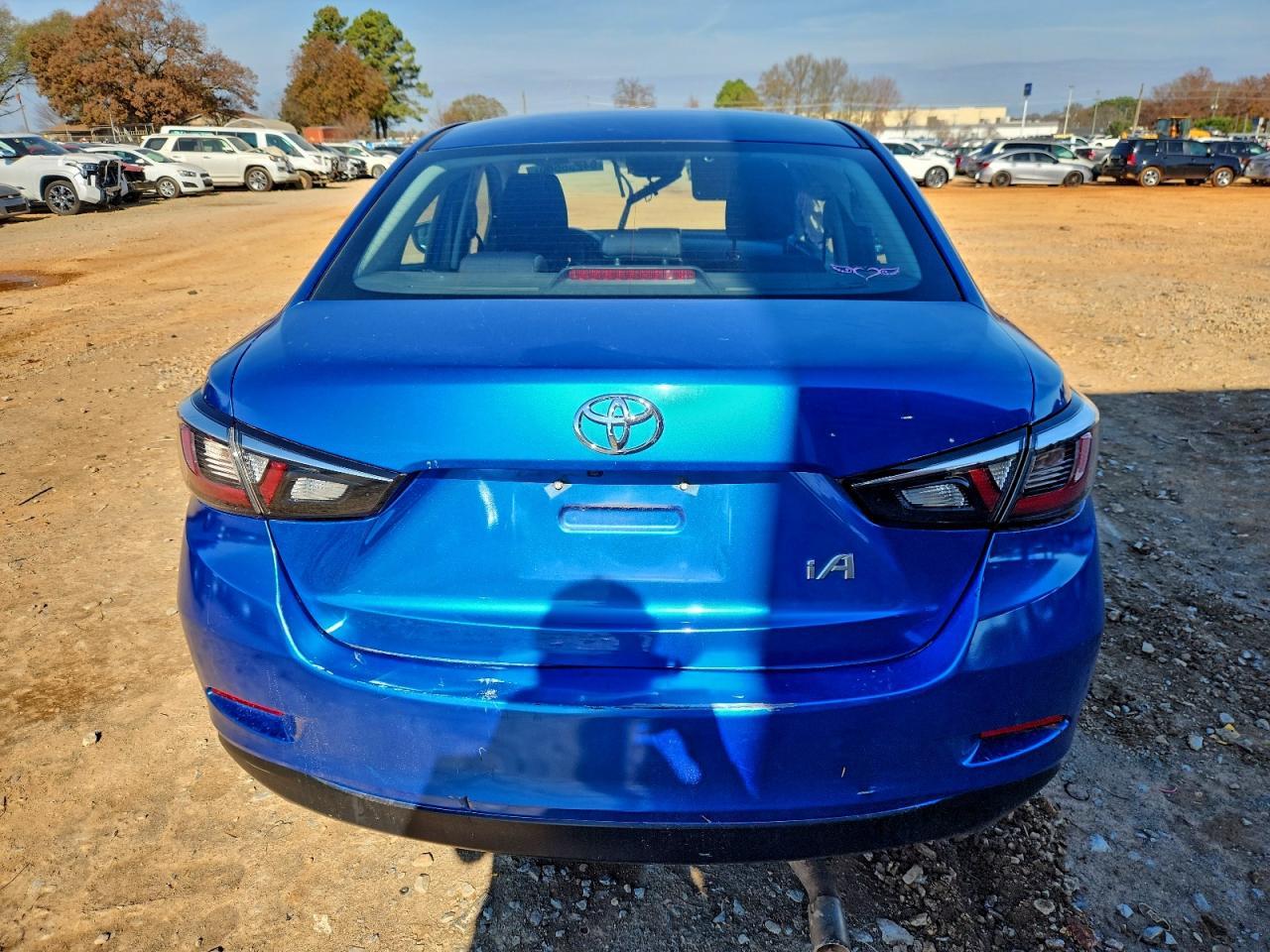 2017 Toyota Yaris Ia - Фото 6