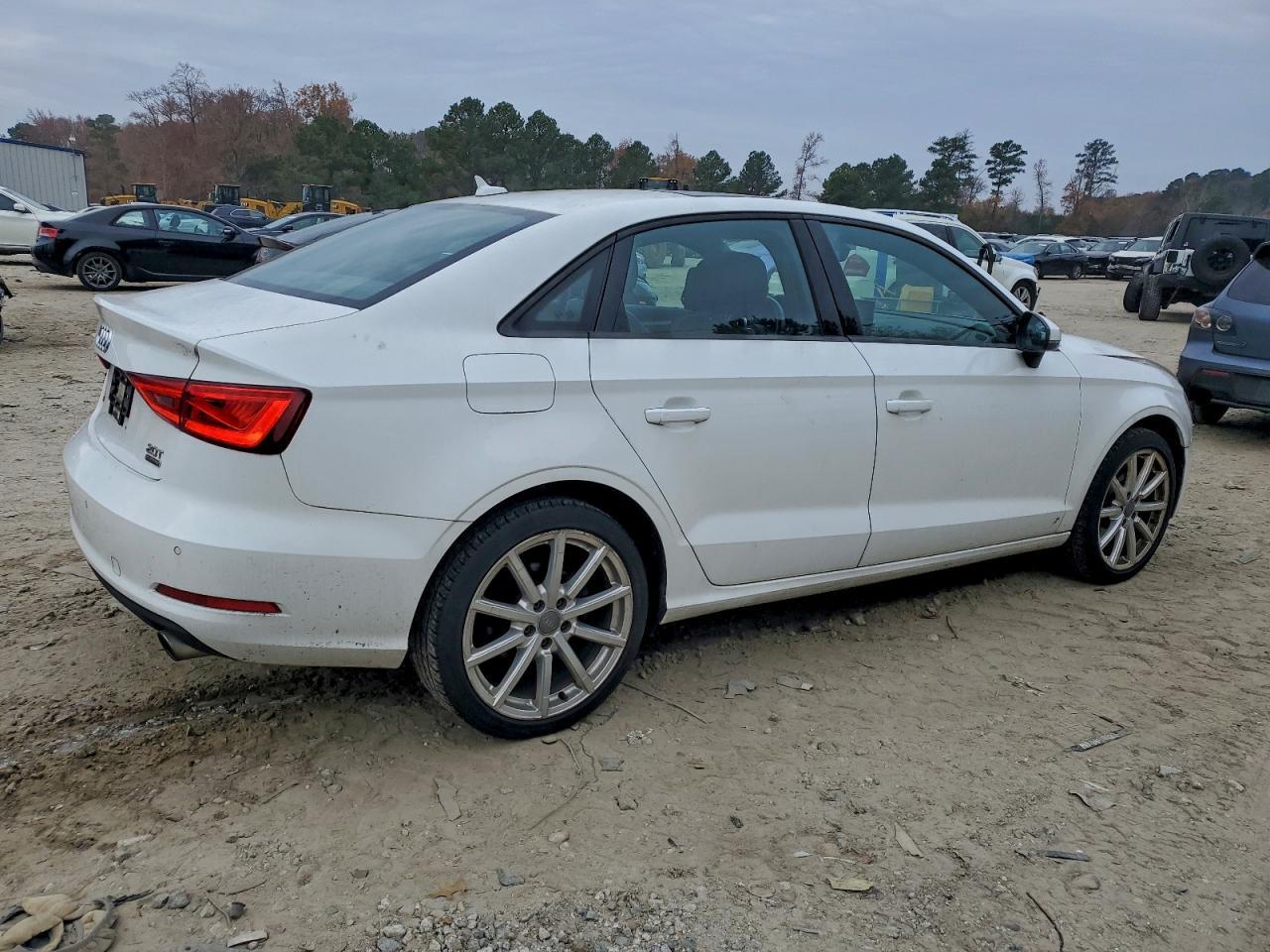 2016 Audi A3 Premium - Image 3